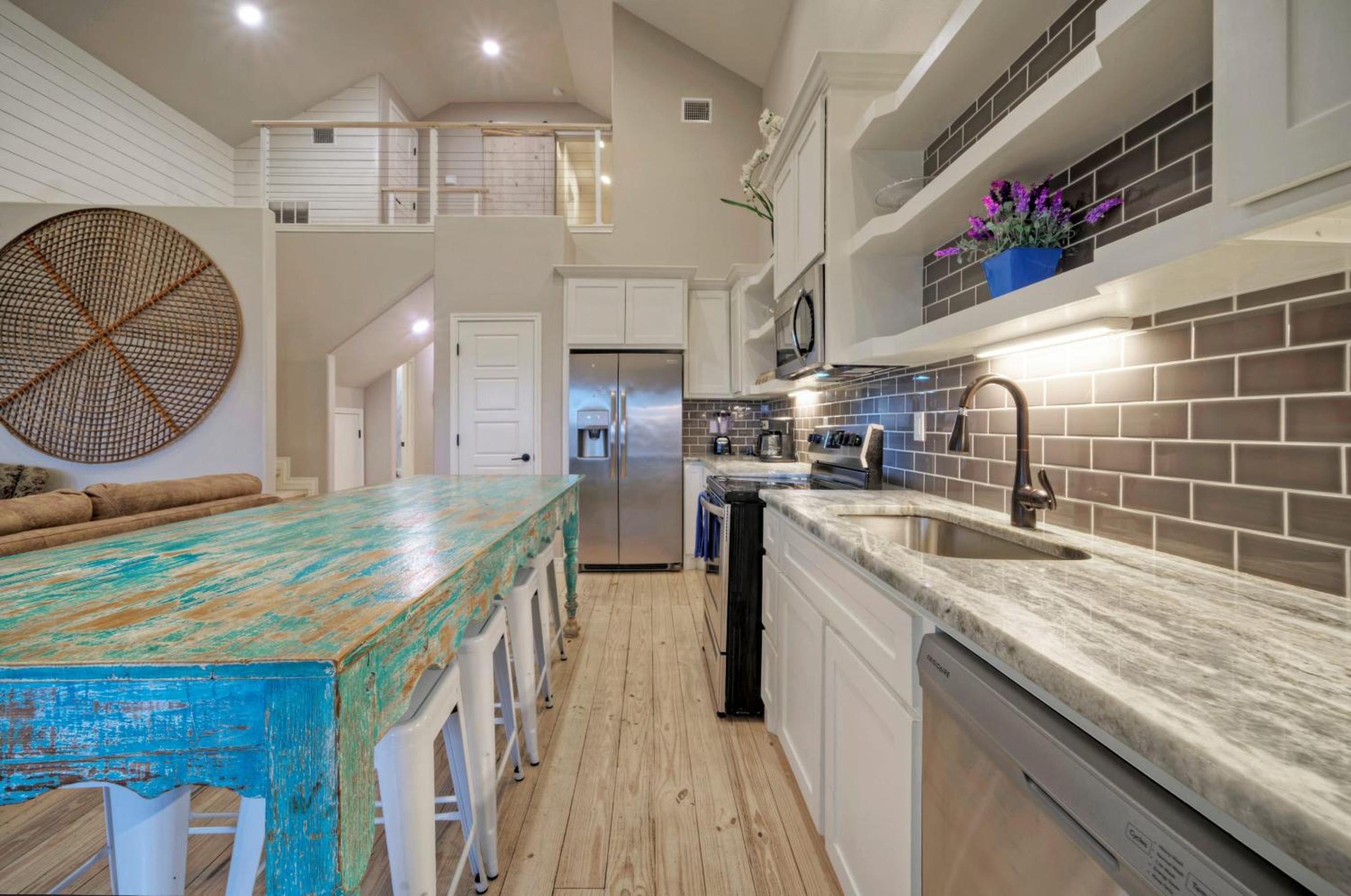Sleeps 28 2 Homes w Boat Dock Waterfront Pool Laguna Village Haven