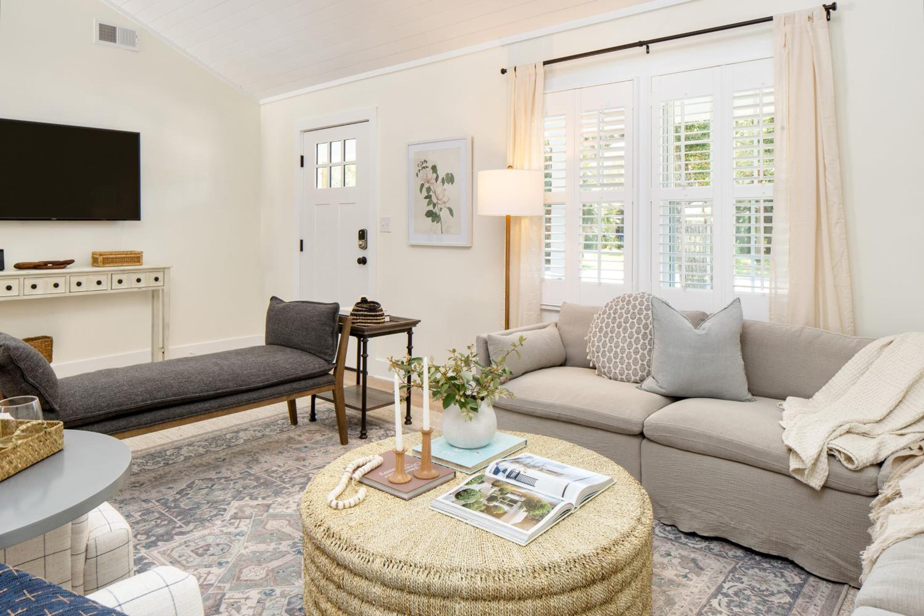 Sawyer by AvantStay Stunning Isle Of Palms Home w Pool