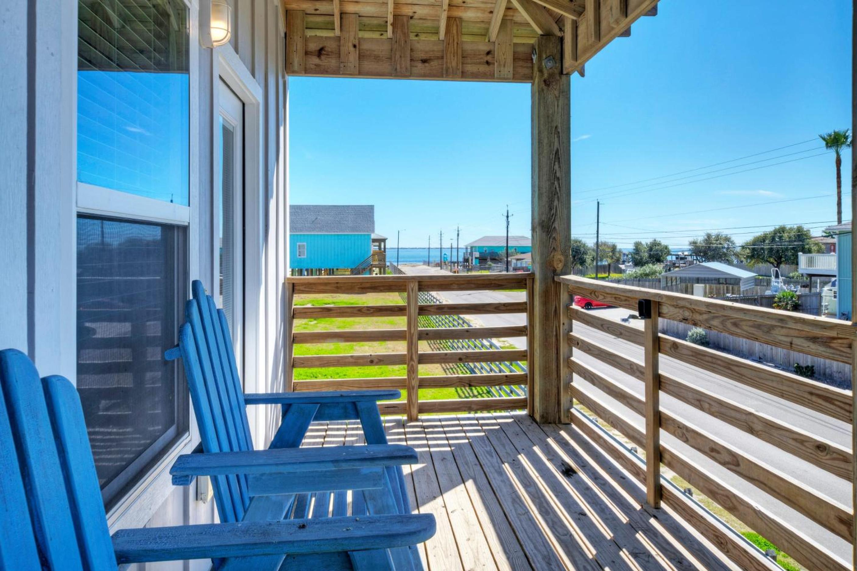 Sleeps 26 2 Homes w Waterfront Pool Boat Dock Laguna Village Escape