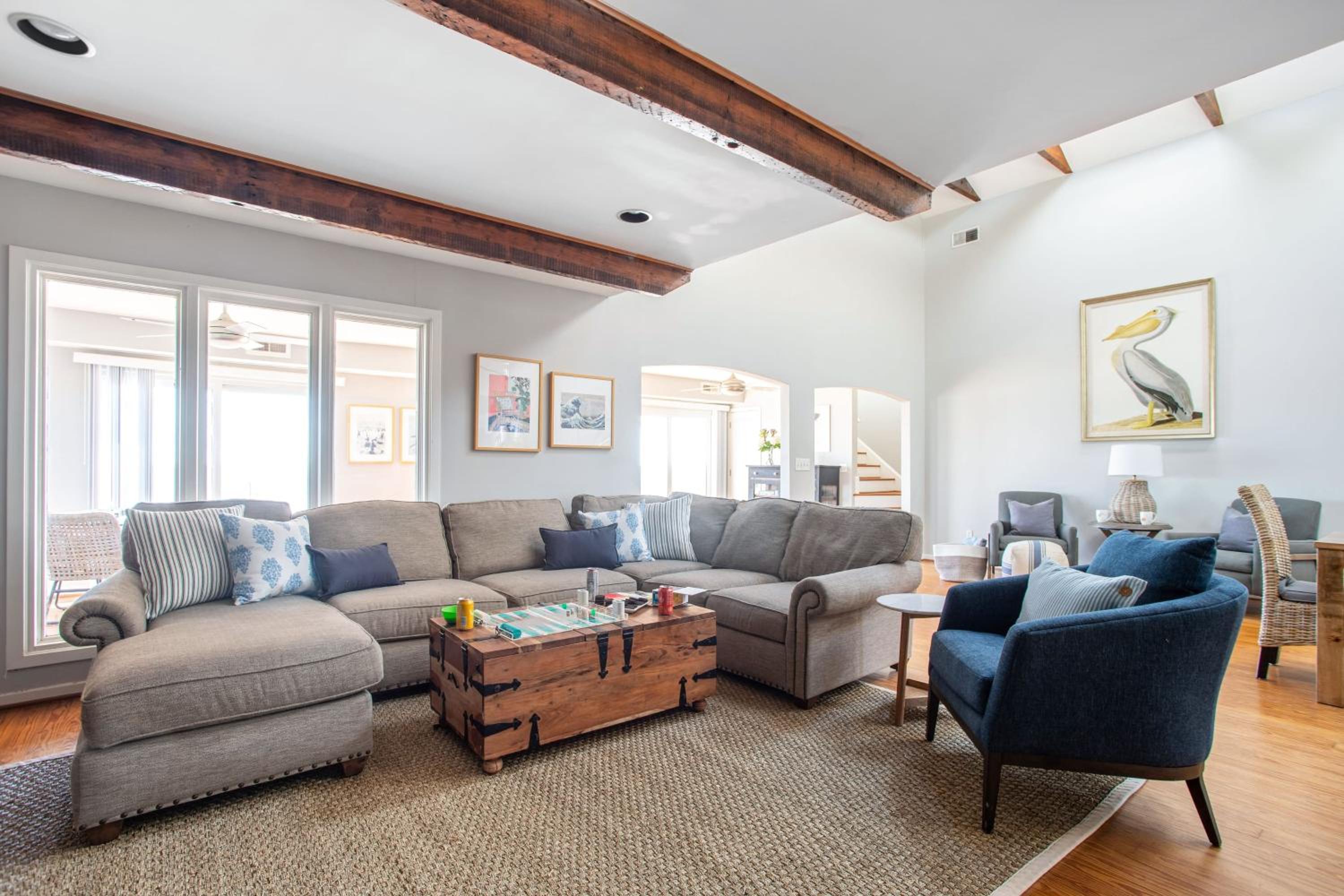 Lighthouse by AvantStay Beachfront View Home w Pool Table Ping Pong