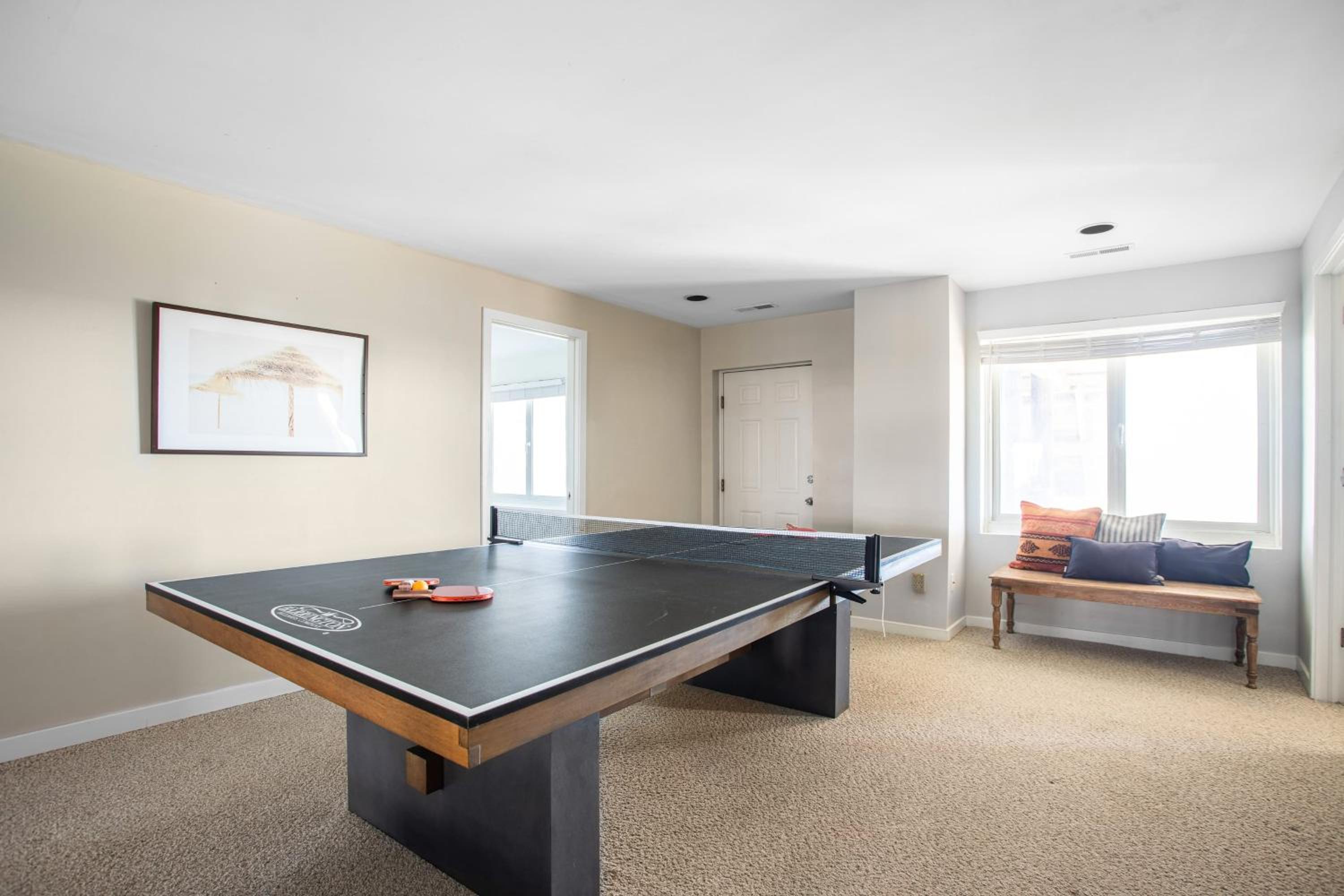 Lighthouse by AvantStay Beachfront View Home w Pool Table Ping Pong