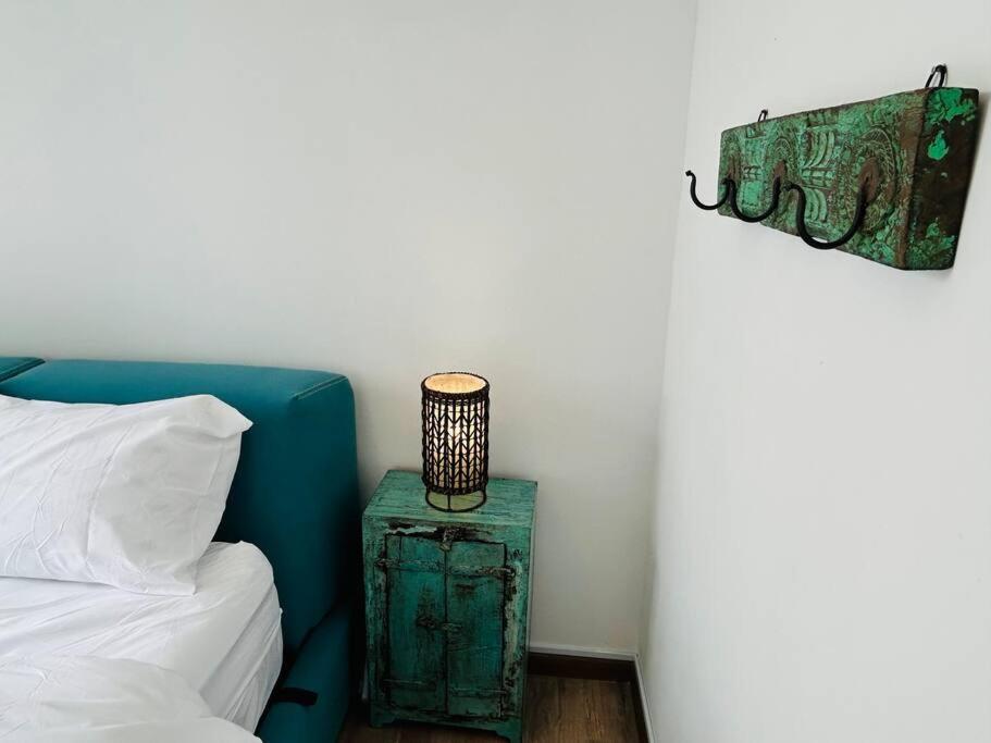 3 bedroom apt L21 in kl sentral with city view