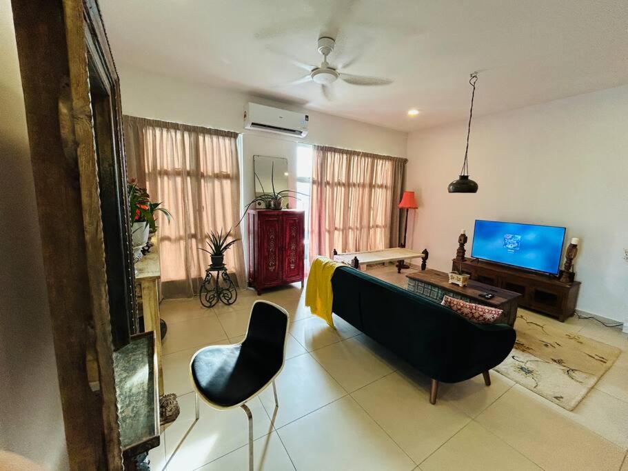 3 bedroom apt L21 in kl sentral with city view