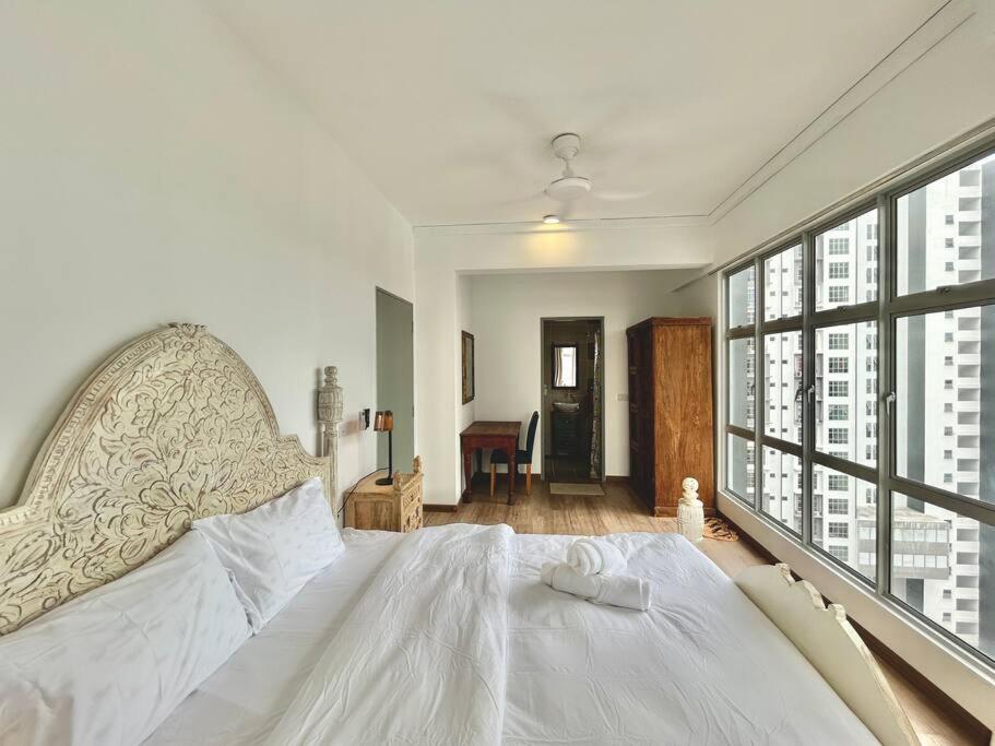 3 bedroom apt L21 in kl sentral with city view