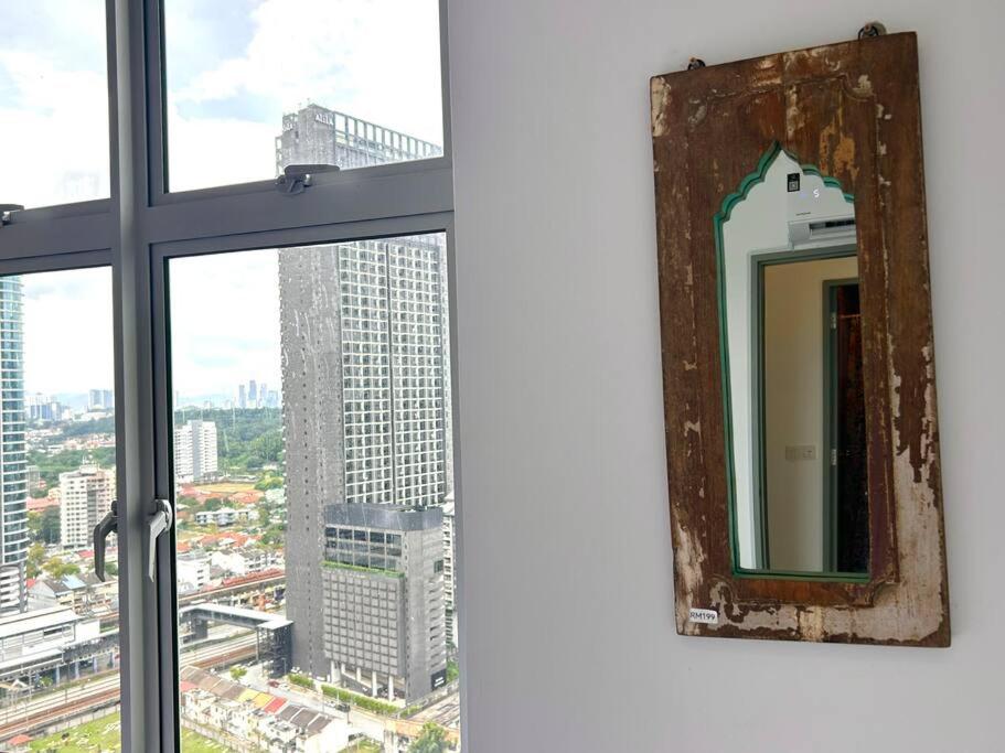 3 bedroom apt L26 at kl sentral with city view