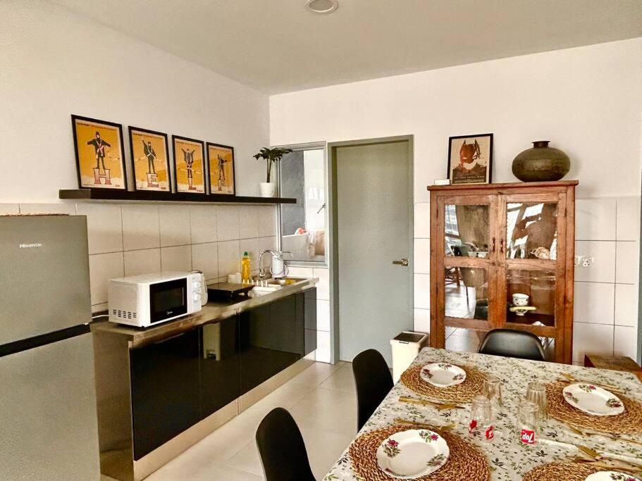 3 bedroom apt L26 at kl sentral with city view