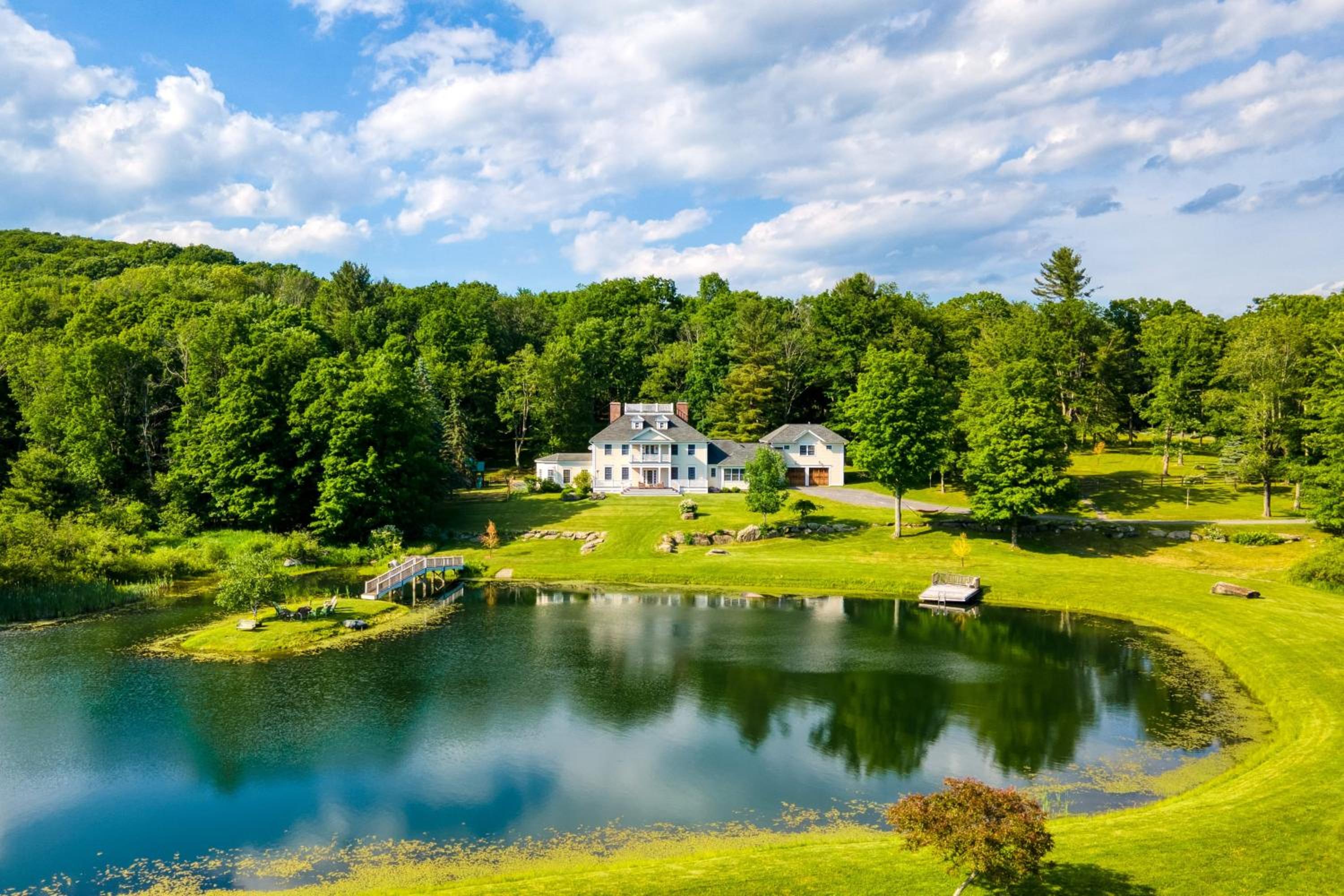 Secluded Estate • Optional Guest House Pond Playroom Gym Theater Sunny Pond by AvantStay