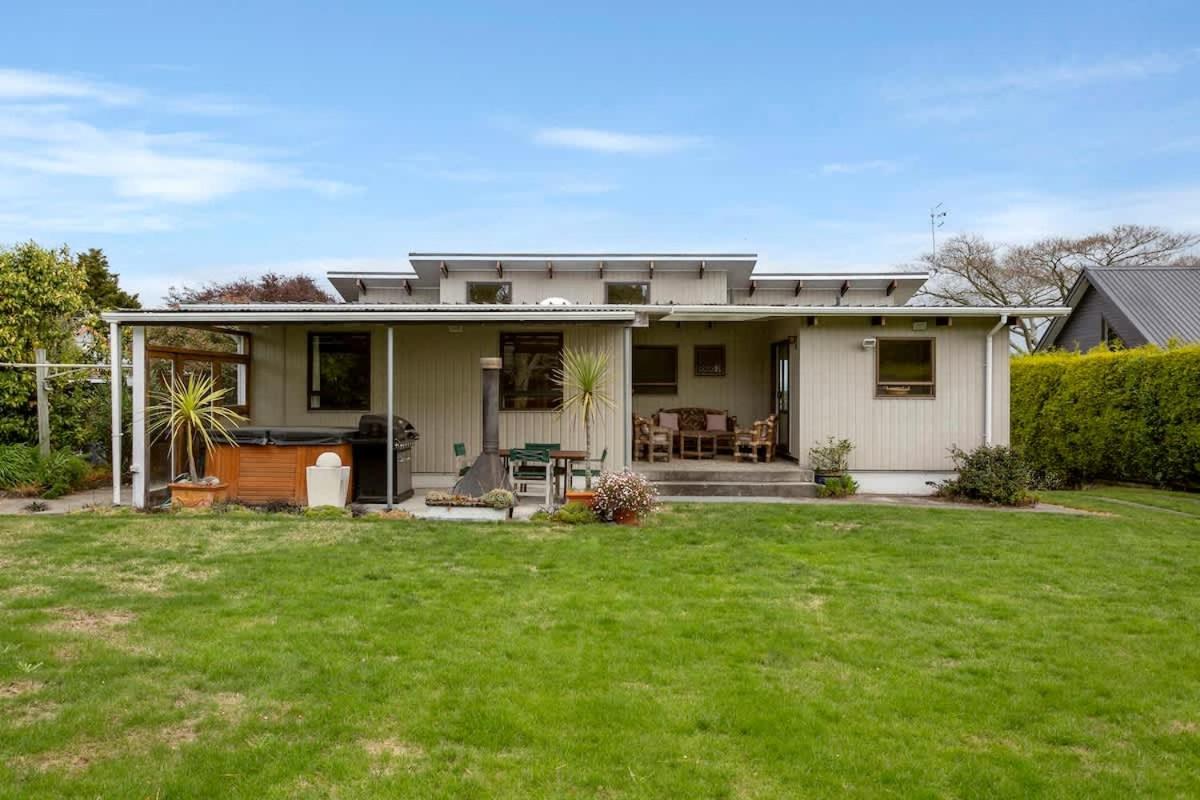 Taupo Vacations - Spacious Family Retreat in Taupo - Property Image 10