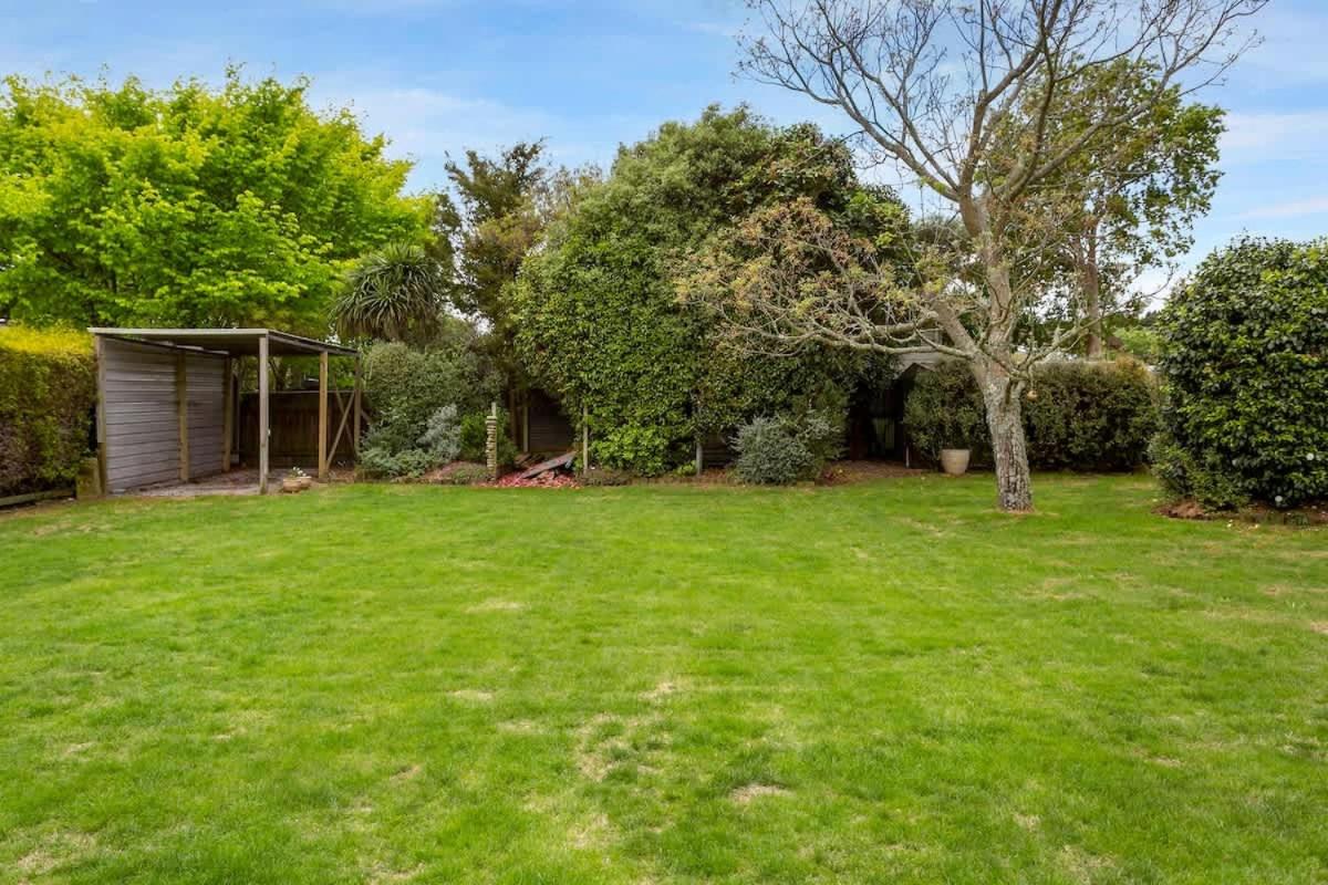 Taupo Vacations - Spacious Family Retreat in Taupo - Property Image 27