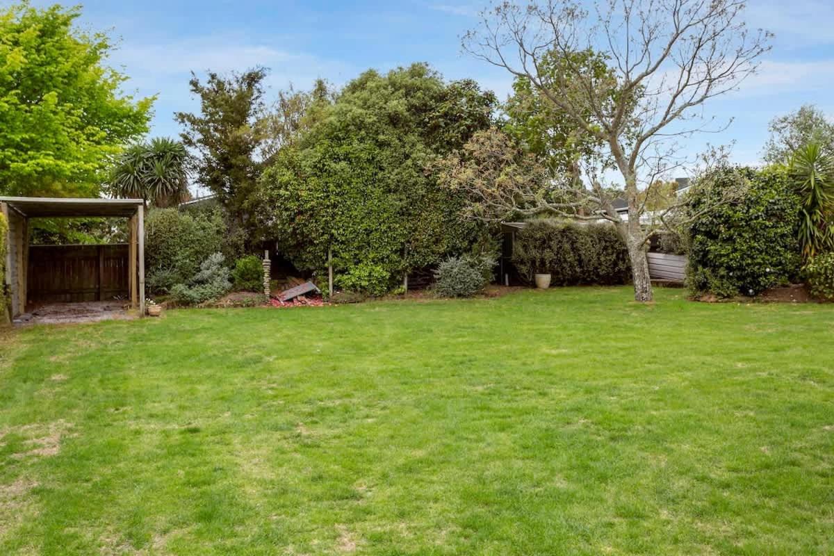 Taupo Vacations - Spacious Family Retreat in Taupo - Property Image 21