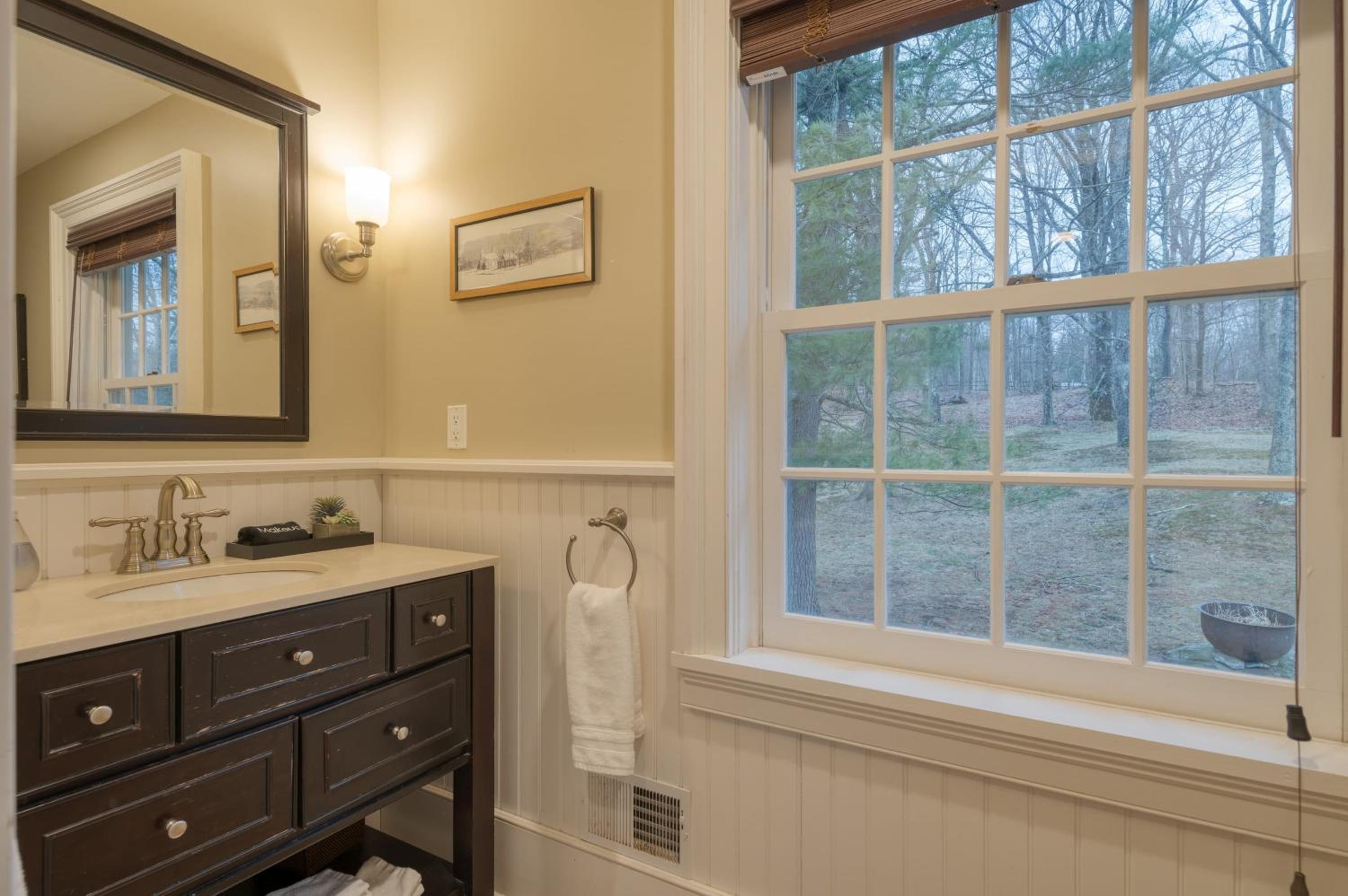 Secluded Estate • Optional Guest House Pond Playroom Gym Theater Sunny Pond by AvantStay