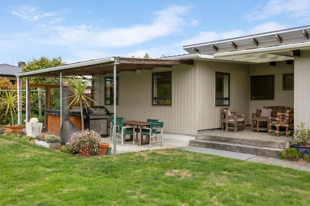 Taupo Vacations - Spacious Family Retreat in Taupo - Property Image 17
