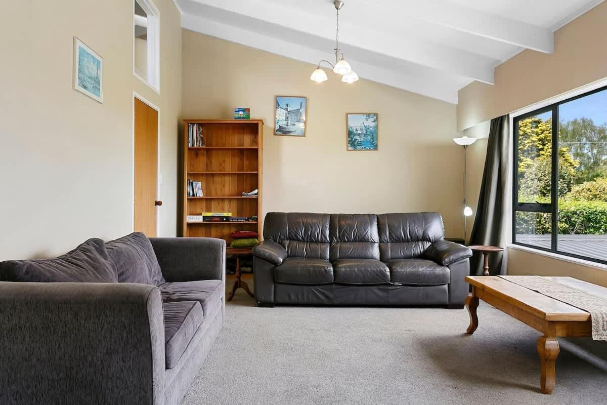 Taupo Vacations - Spacious Family Retreat in Taupo - Property Image 11