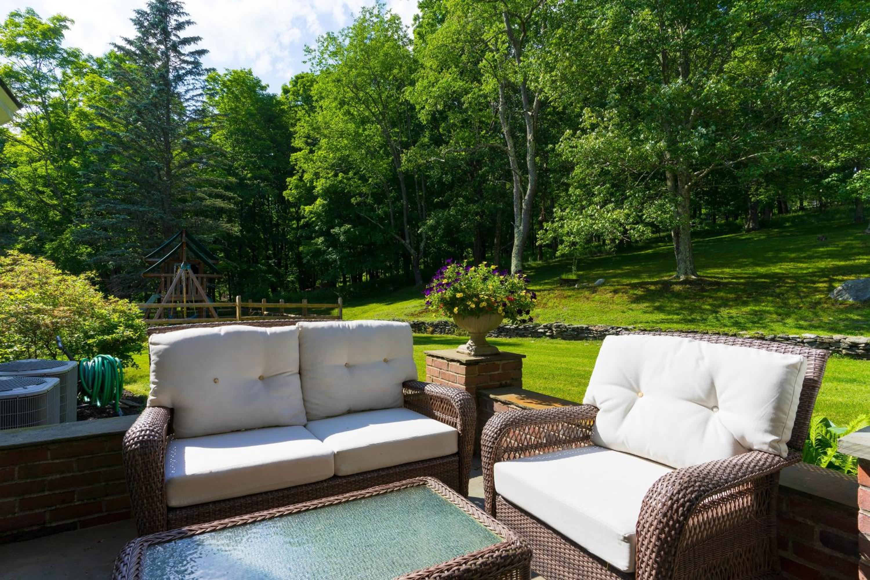 Secluded Estate • Optional Guest House Pond Playroom Gym Theater Sunny Pond by AvantStay