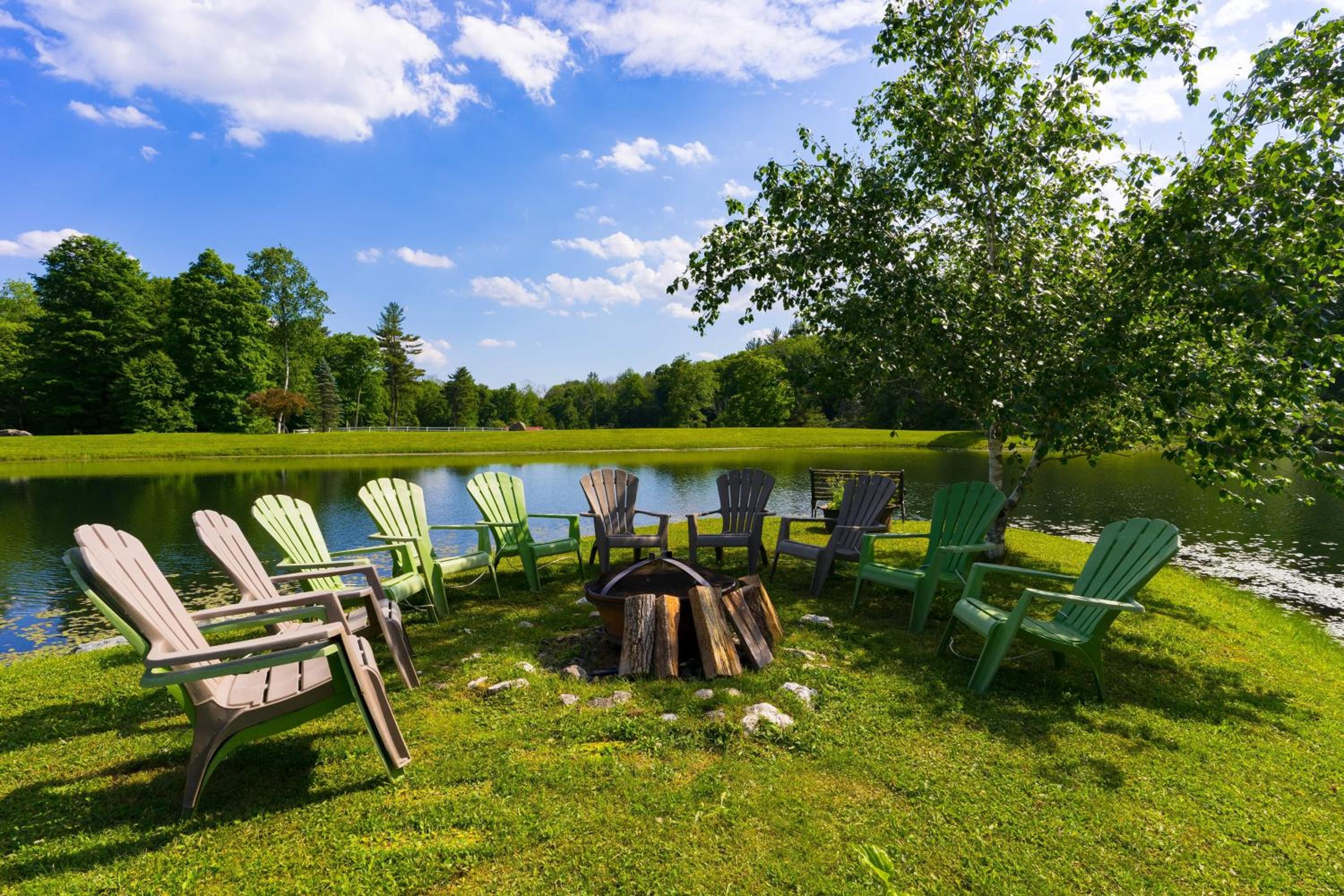 Secluded Estate • Optional Guest House Pond Playroom Gym Theater Sunny Pond by AvantStay