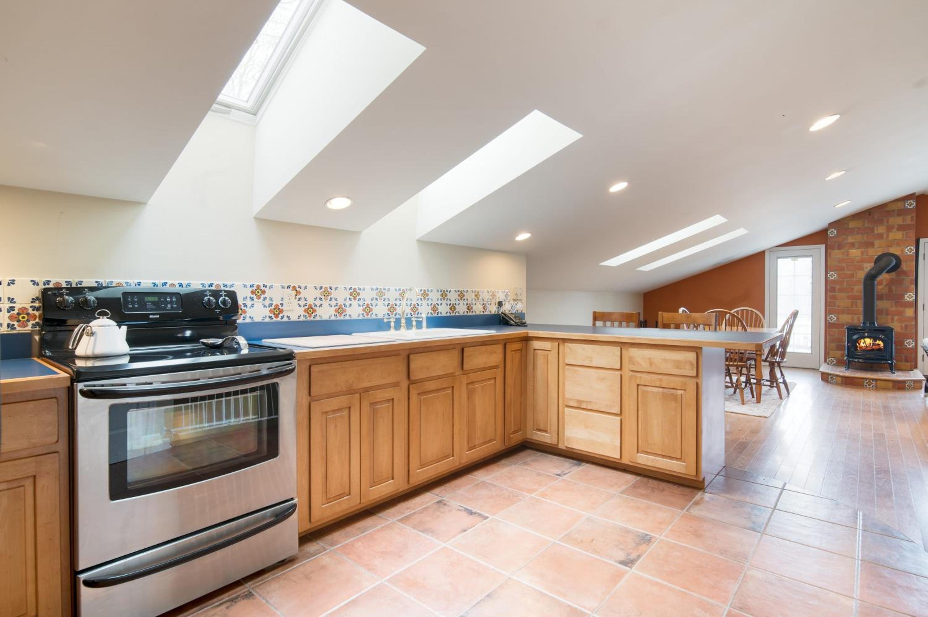 Secluded Estate • Optional Guest House Pond Playroom Gym Theater Sunny Pond by AvantStay