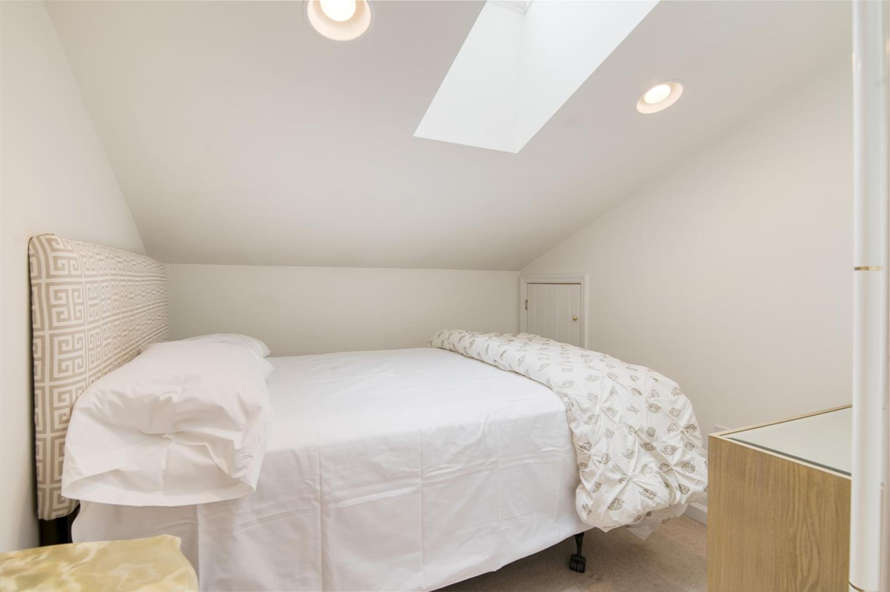 Secluded Estate • Optional Guest House Pond Playroom Gym Theater Sunny Pond by AvantStay