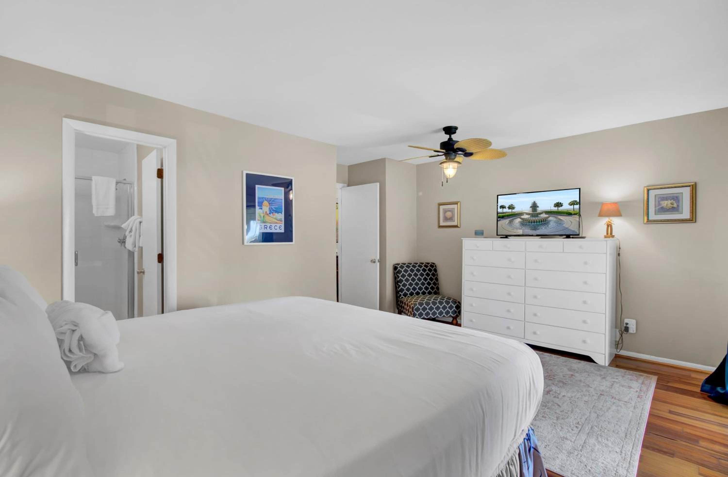 3C Mariners Walk by AvantStay Beach Pool Access Enclosed Porch