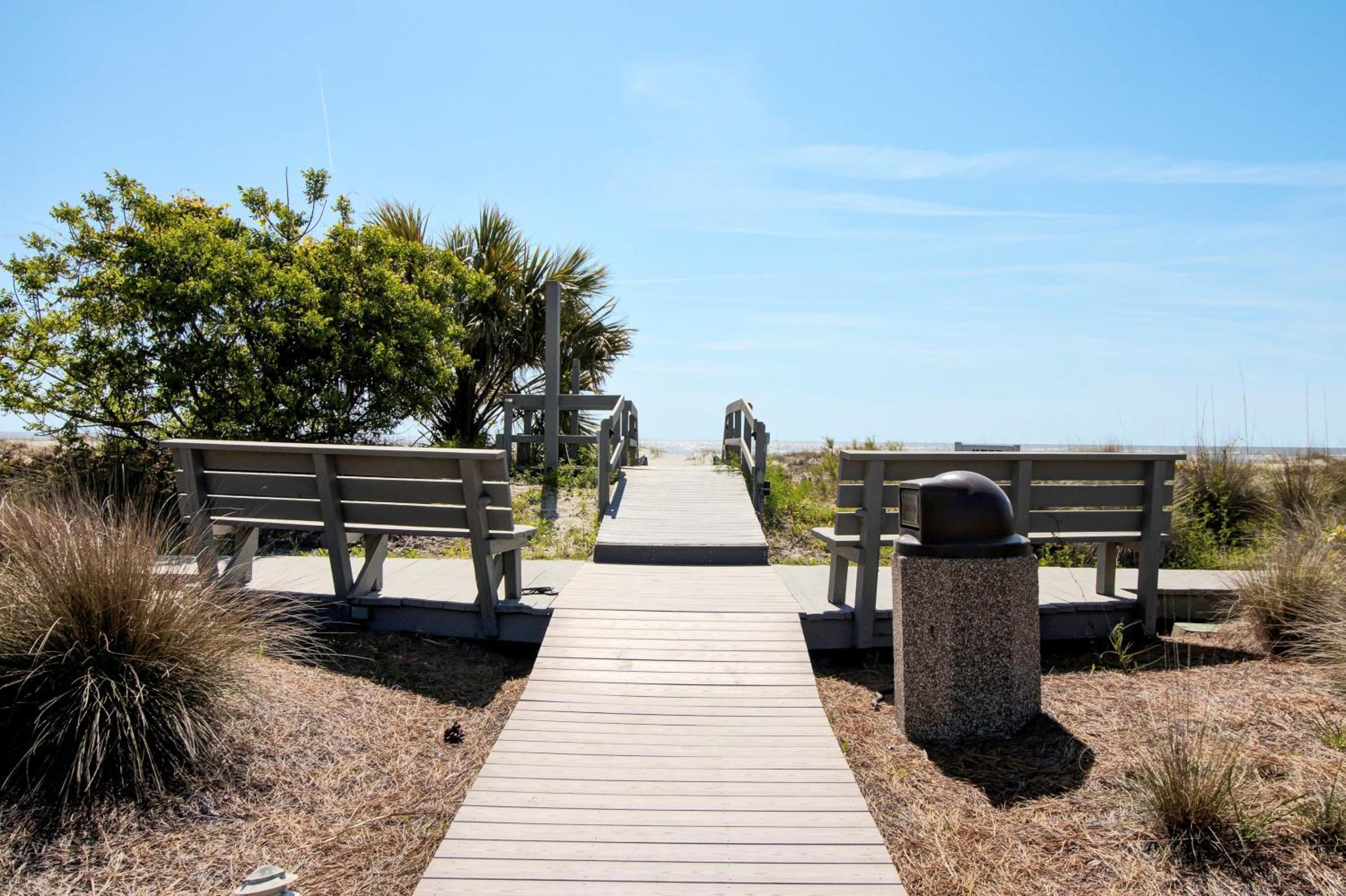 3C Mariners Walk by AvantStay Beach Pool Access Enclosed Porch