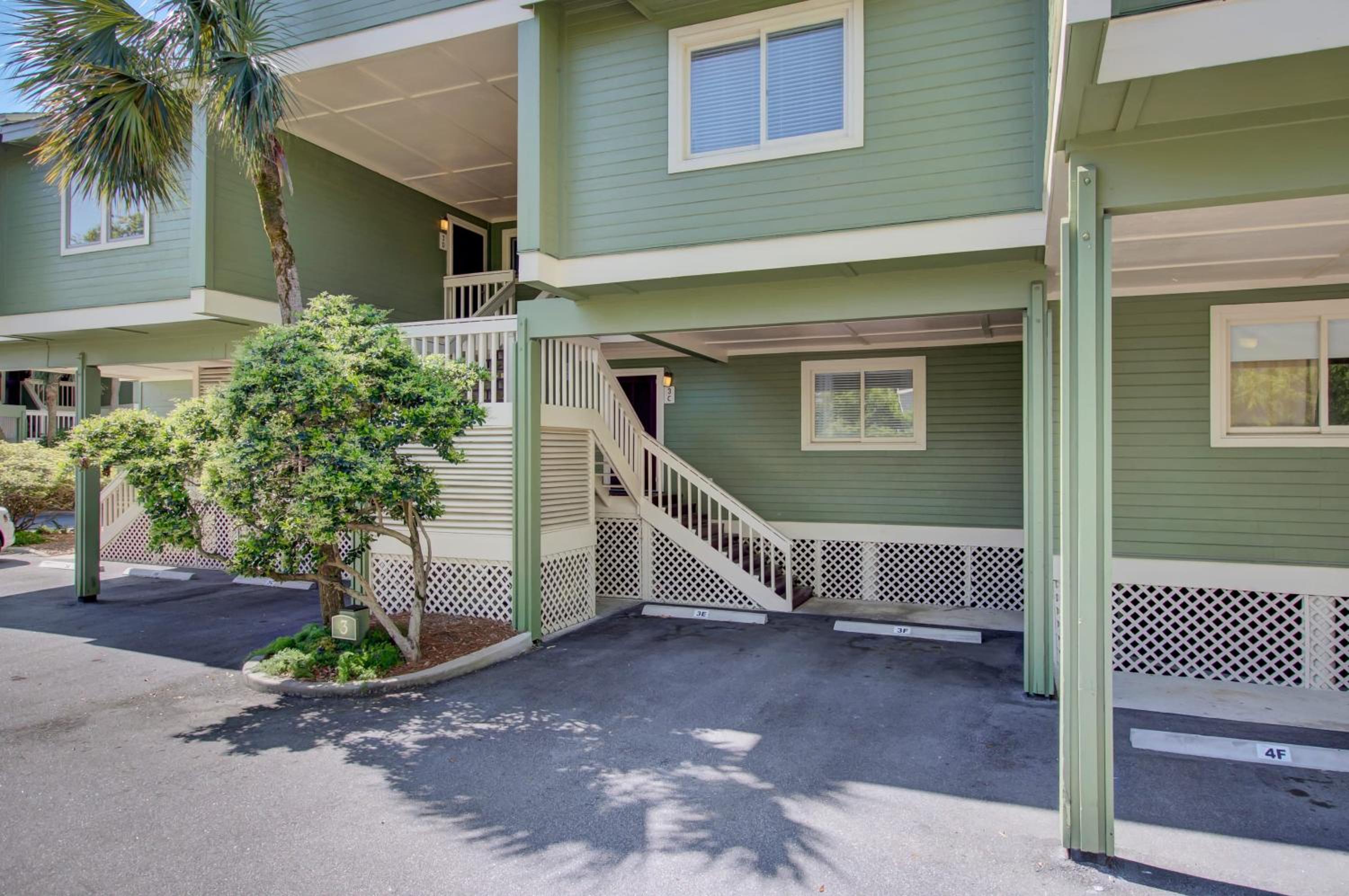 3C Mariners Walk by AvantStay Beach Pool Access Enclosed Porch