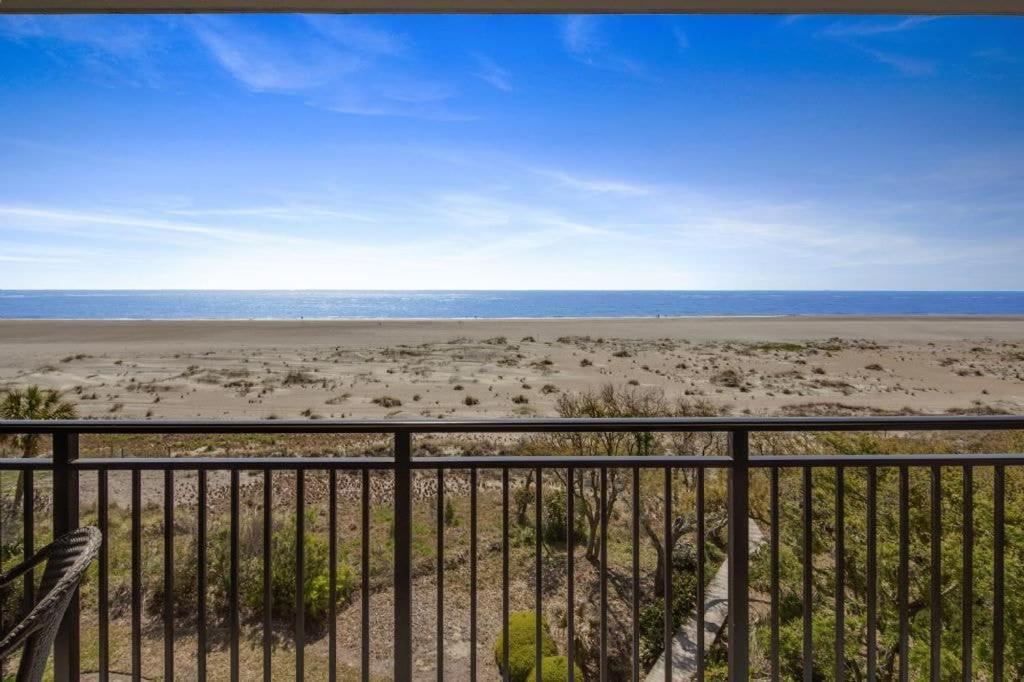 428 D Shipwatch by AvantStay Ocean View w Community Pool Access