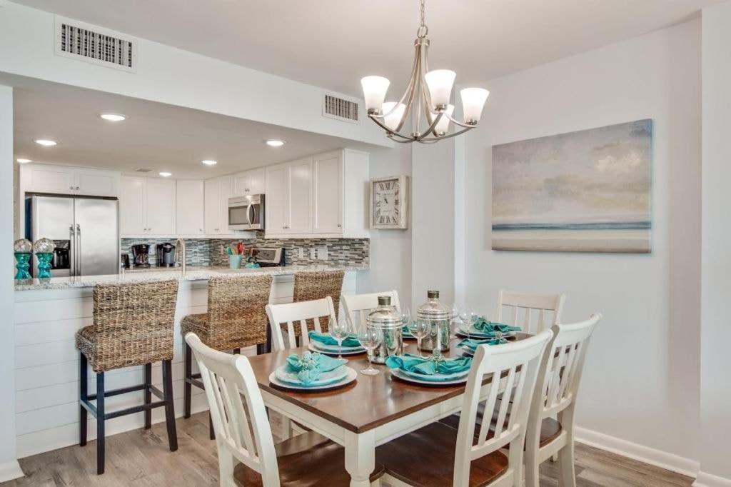 428 D Shipwatch by AvantStay Ocean View w Community Pool Access
