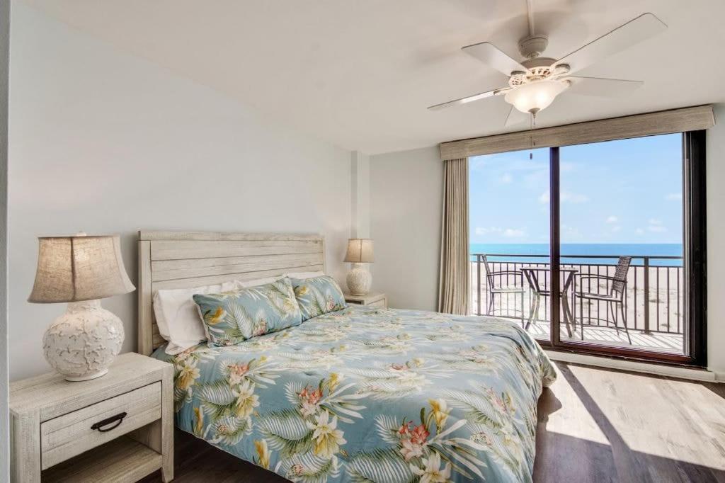 428 D Shipwatch by AvantStay Ocean View w Community Pool Access