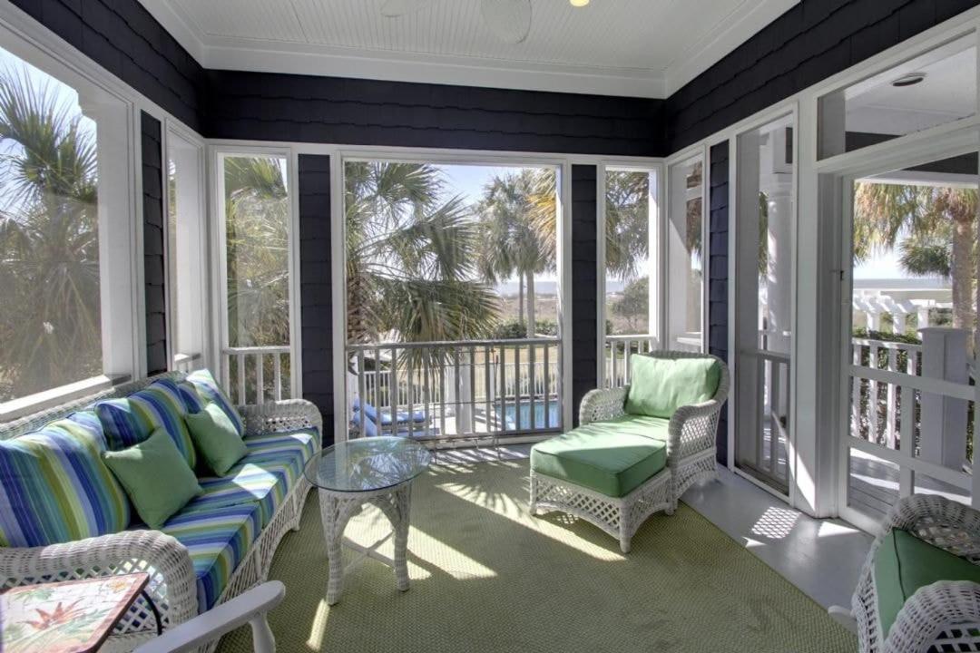 3902 Palm Blvd by AvantStay Beach Access Oceanfront Views w Pool