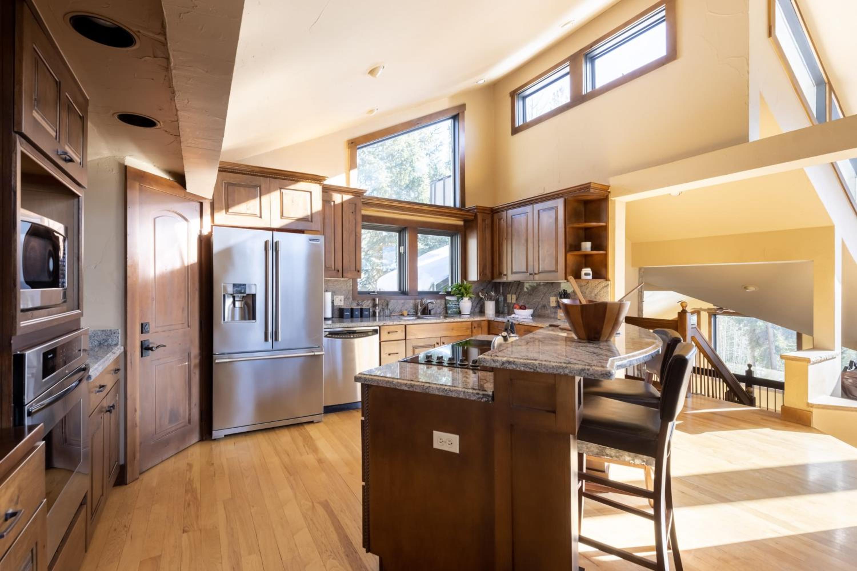 Frontier by AvantStay Incredible Mtn Views Hot Tub Gorgeous Breckenridge Home Close to Slopes