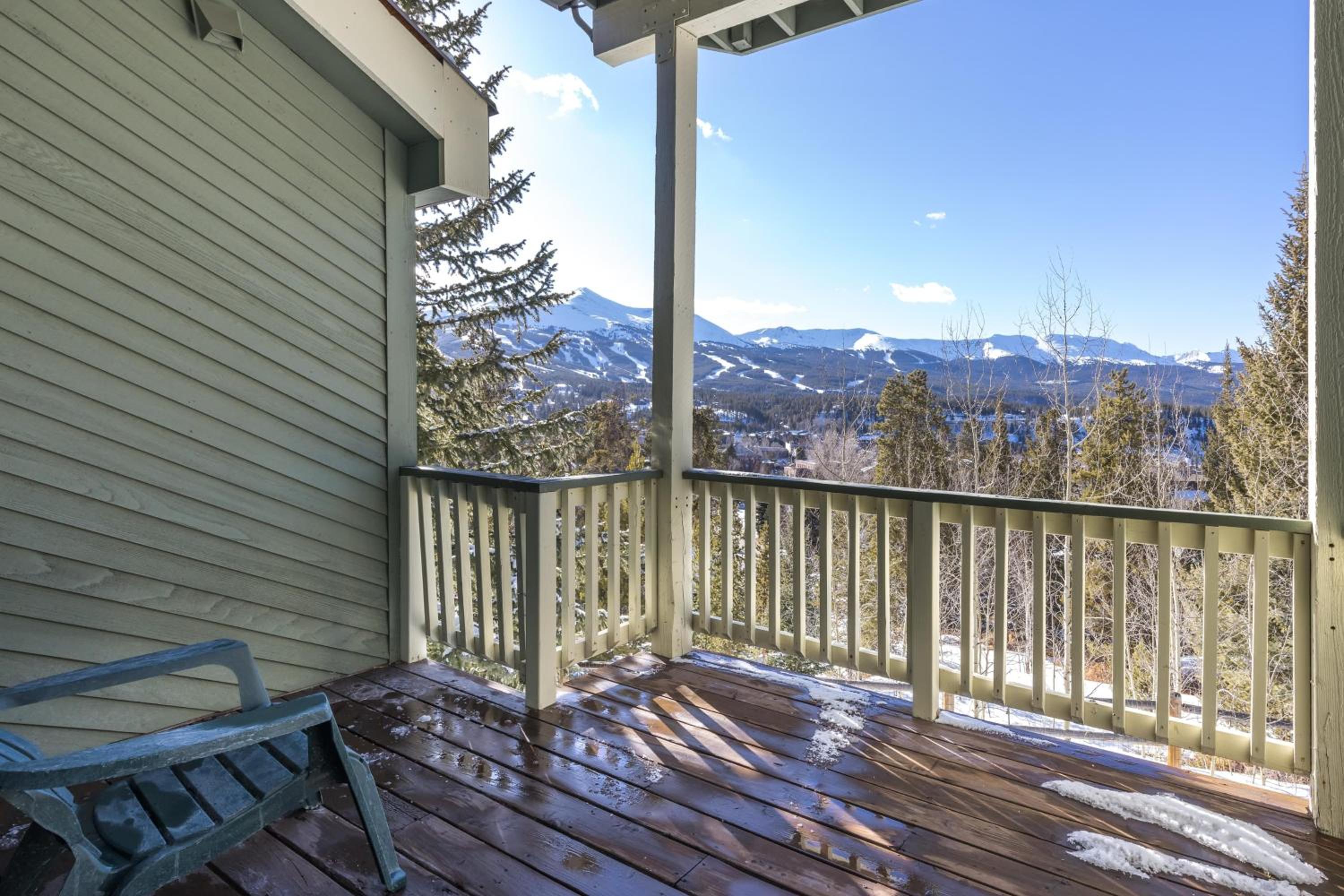Frontier by AvantStay Incredible Mtn Views Hot Tub Gorgeous Breckenridge Home Close to Slopes