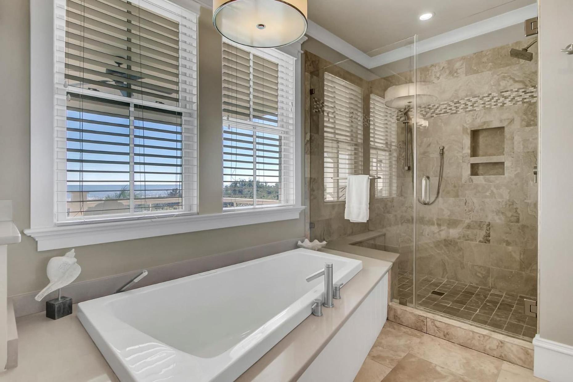 3100 Palm Boulevard by AvantStay Beachfront Ocean Views Private Pool