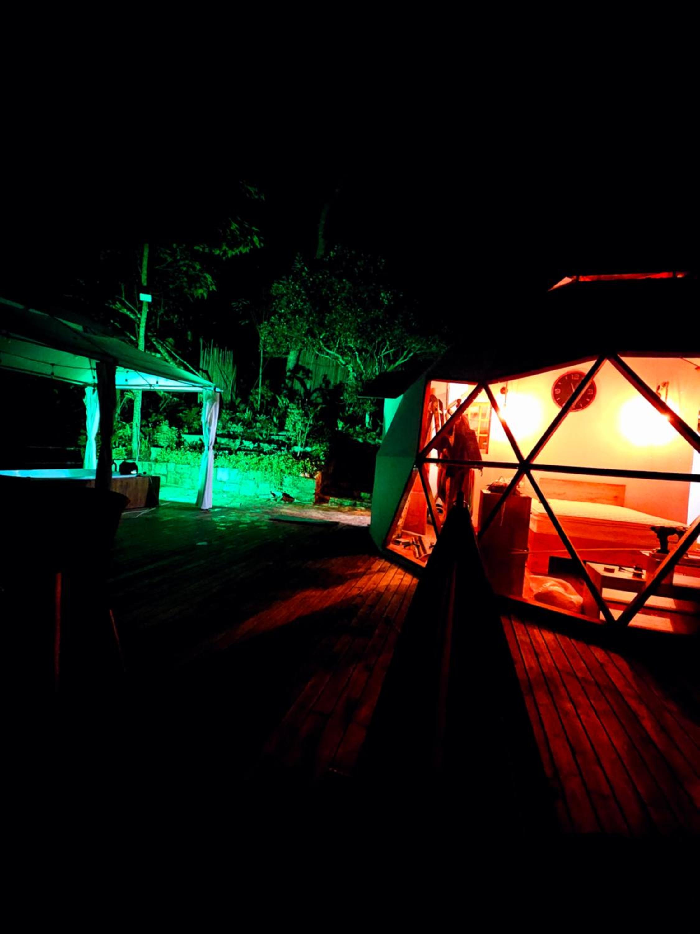 Elementium Glamping