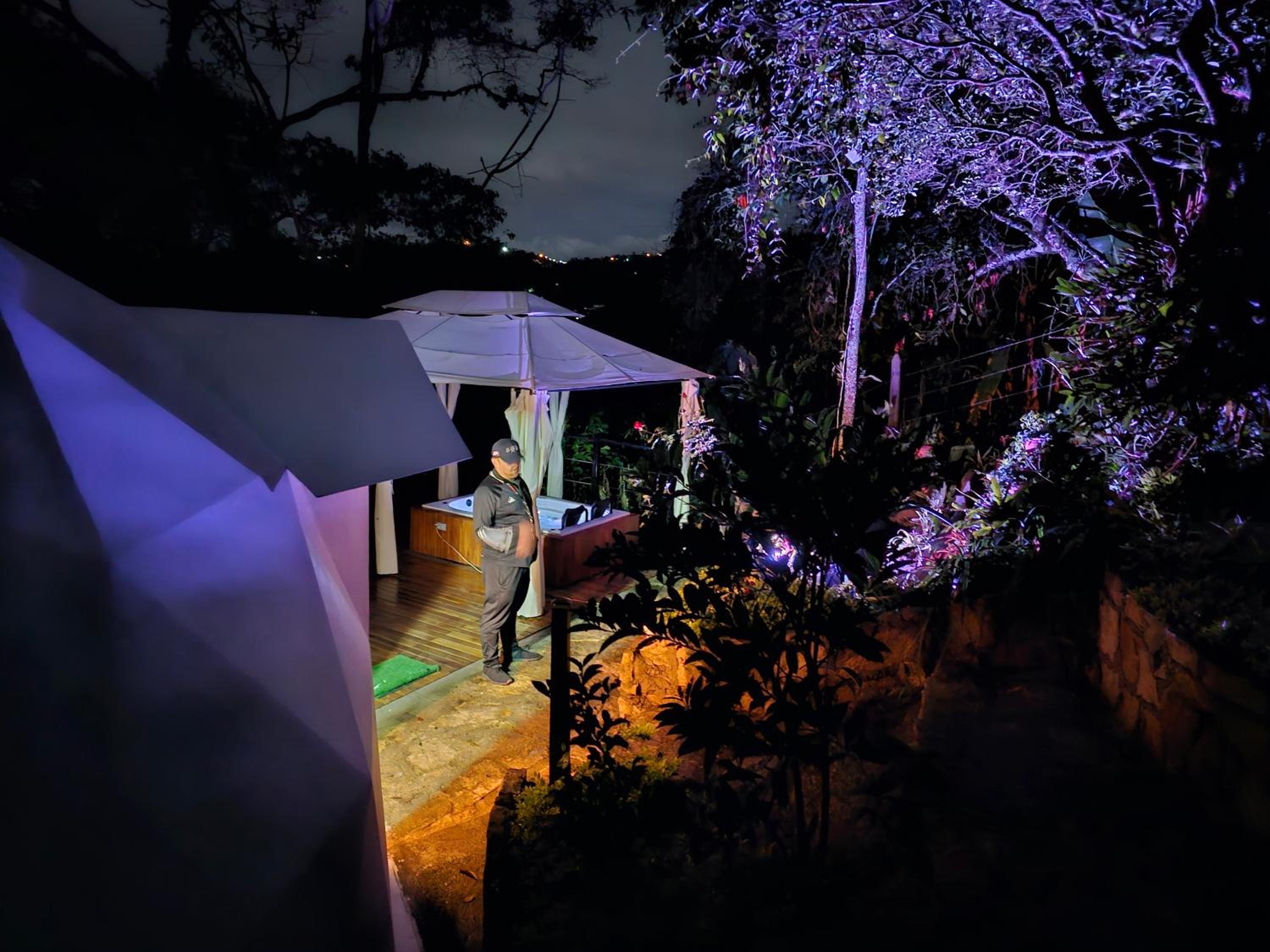 Elementium Glamping