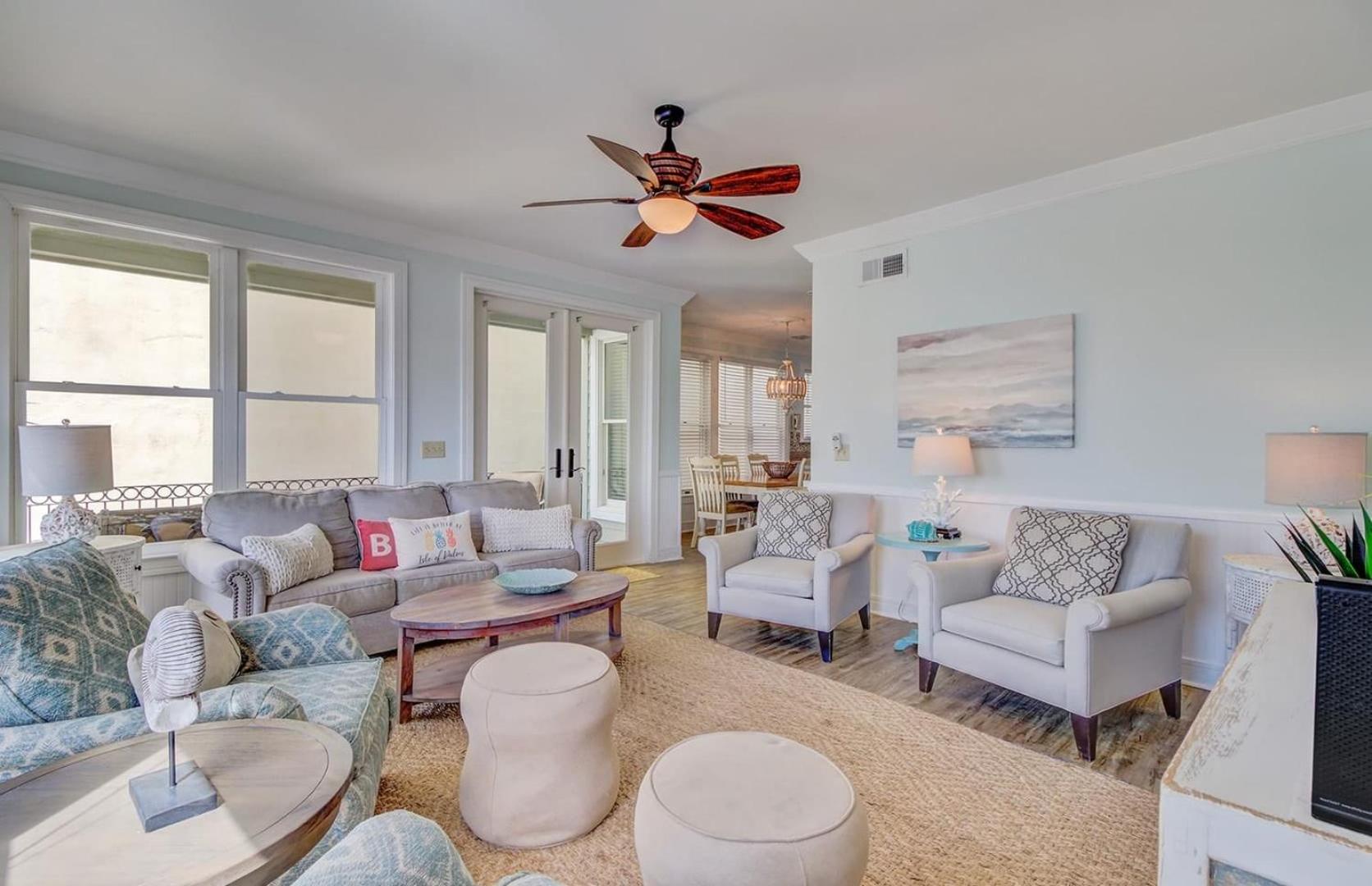 109 Grand Pavilion by AvantStay Beachfront Views
