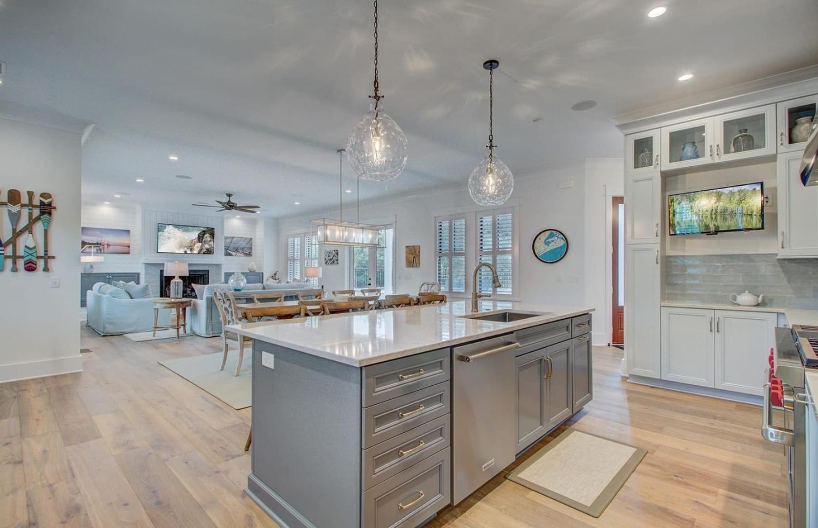 4 36th Avenue by AvantStay Chefs Kitchen Rooftop Pool