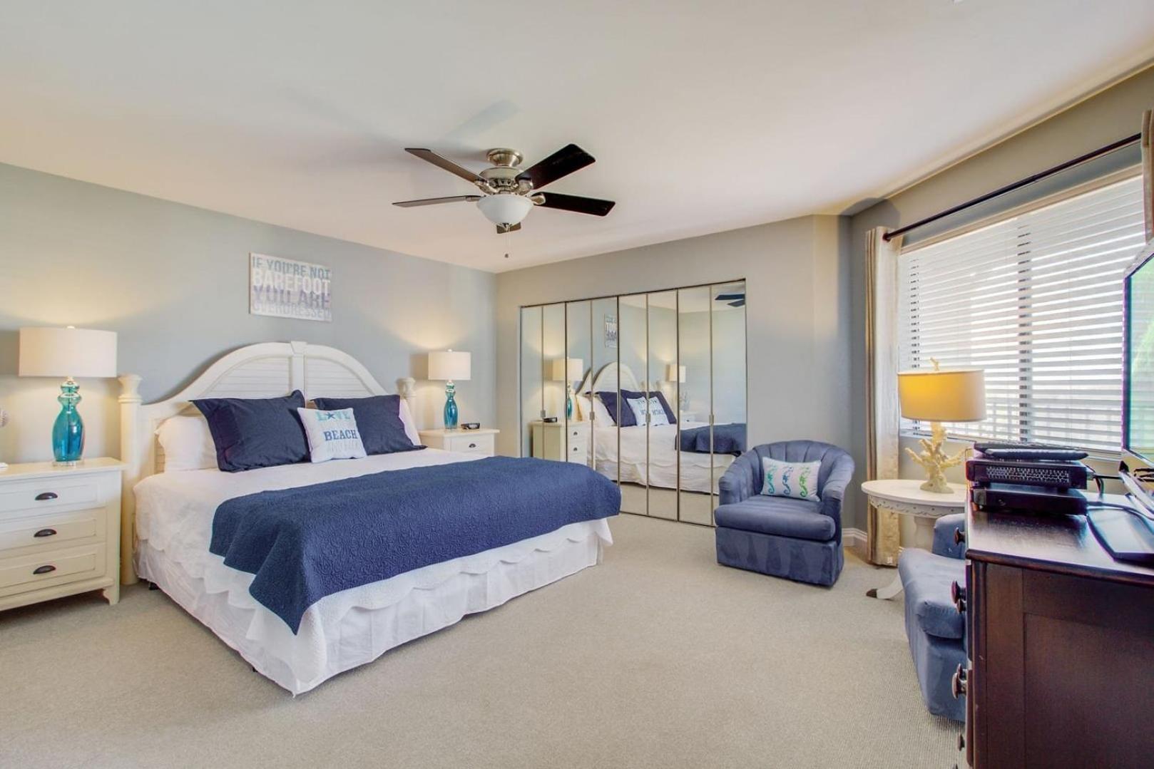 512 Seascape by AvantStay Oceanfront Condo on the Beach Community Pool Access