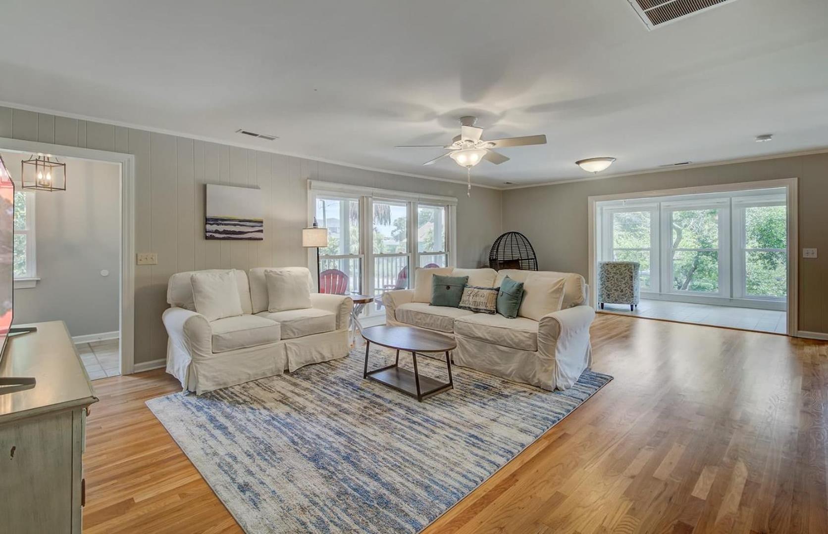 11 43rd Avenue by AvantStay Pool Close to Beach