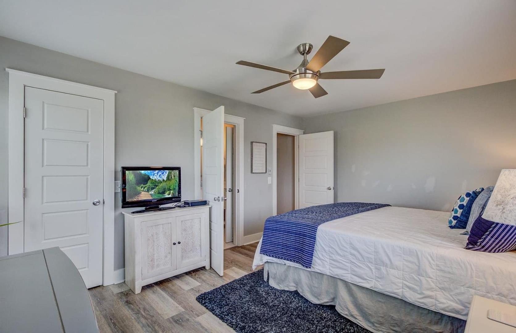 11B Mariners Walk by AvantStay Direct Beach Access Views Communal Pool
