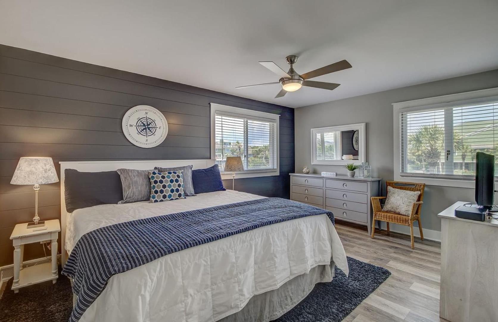 11B Mariners Walk by AvantStay Direct Beach Access Views Communal Pool