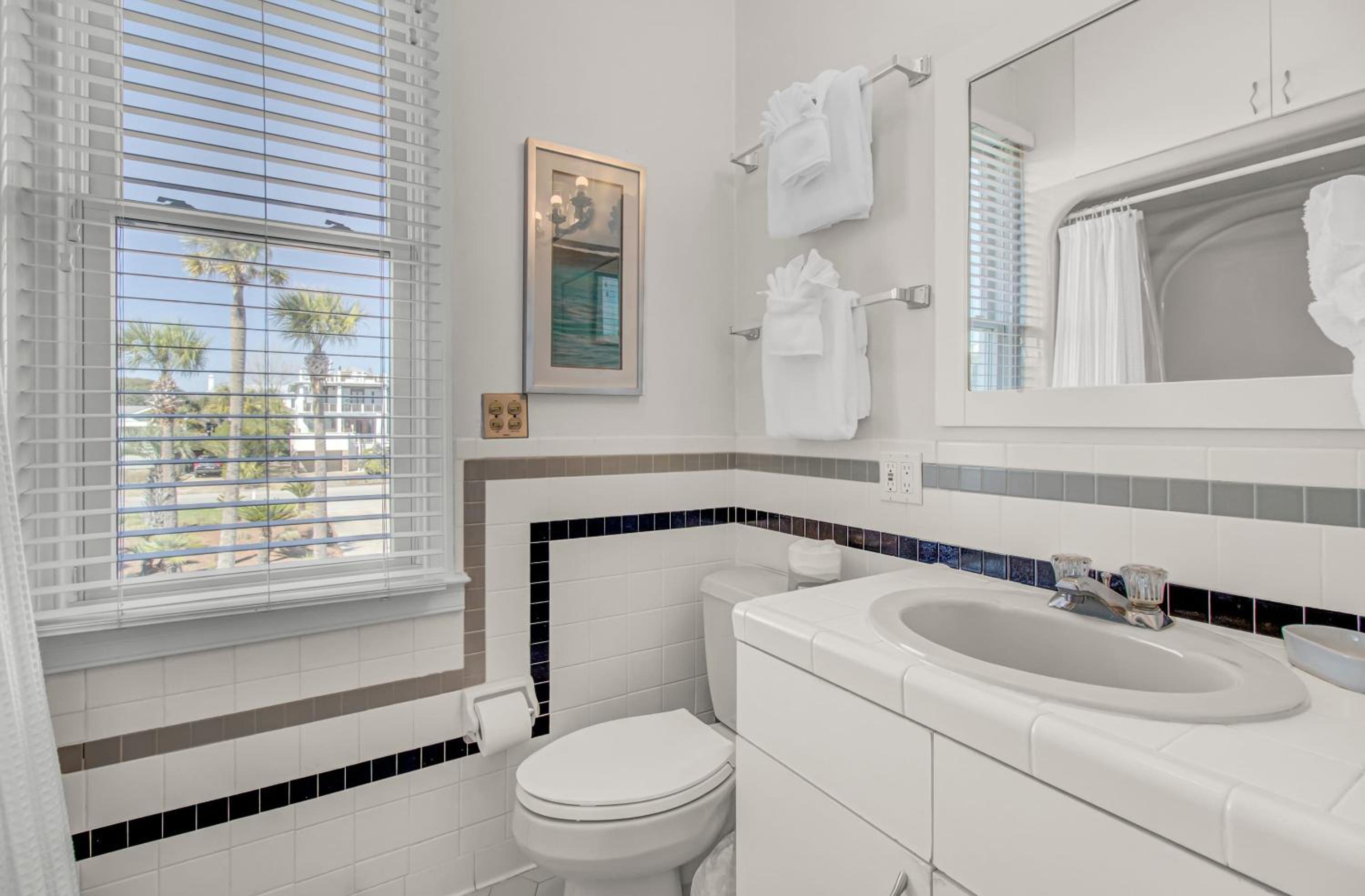 502 Ocean Blvd by AvantStay Beachfront w Pool Ocean Views
