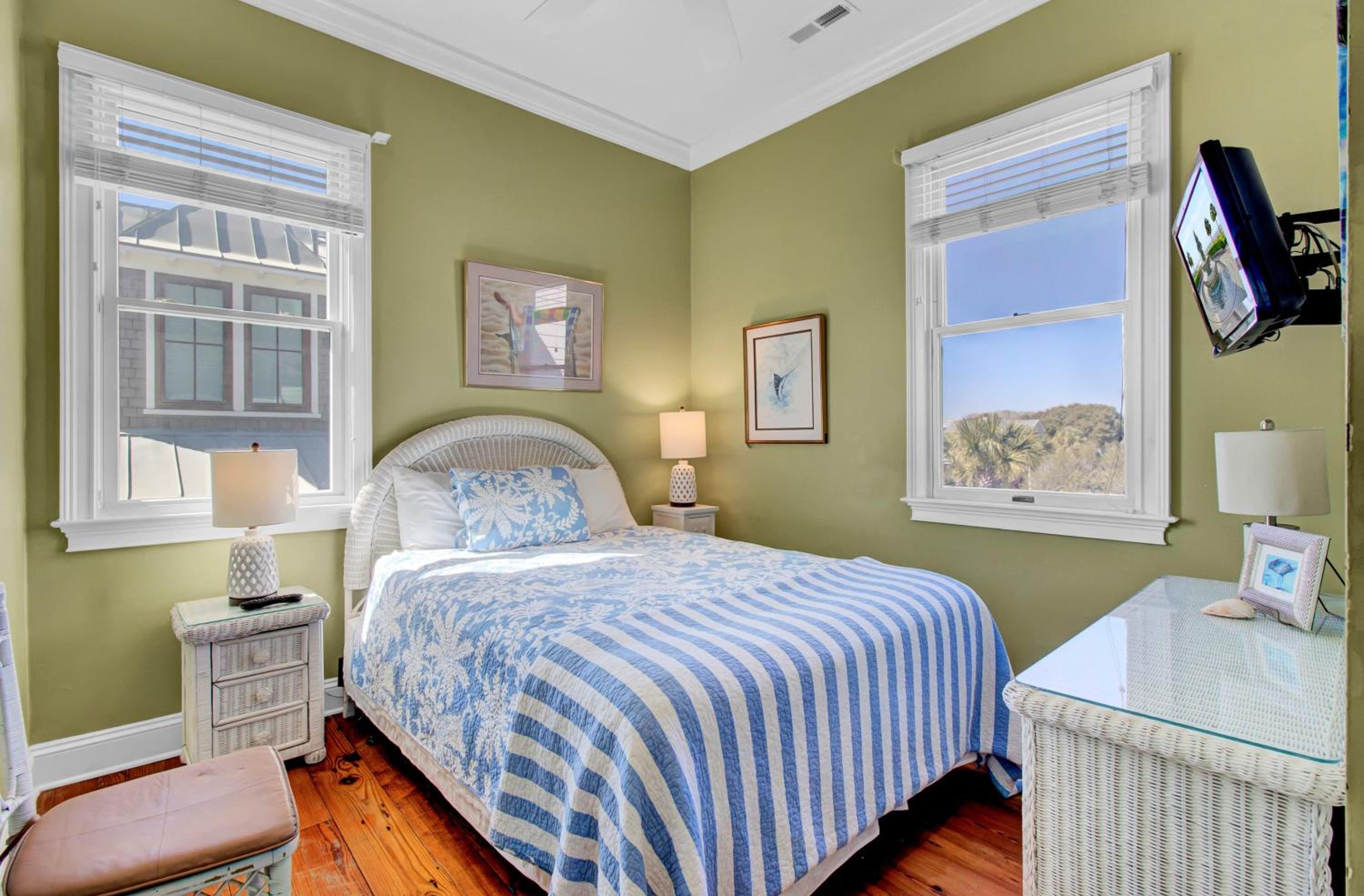 502 Ocean Blvd by AvantStay Beachfront w Pool Ocean Views
