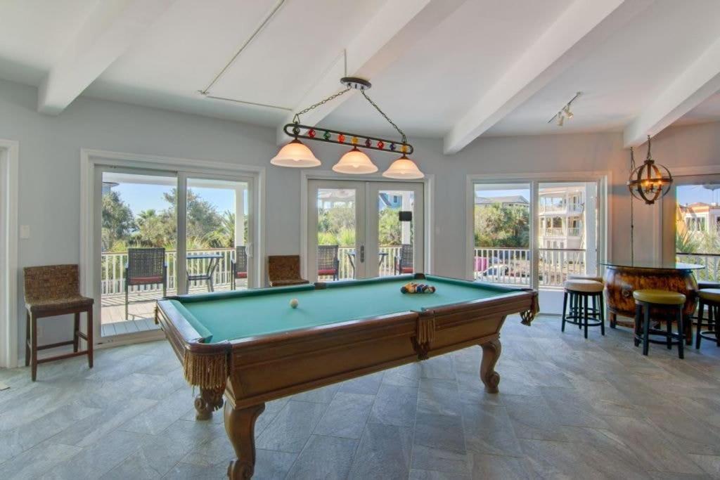 4 46th Avenue by AvantStay Pool Views Deck