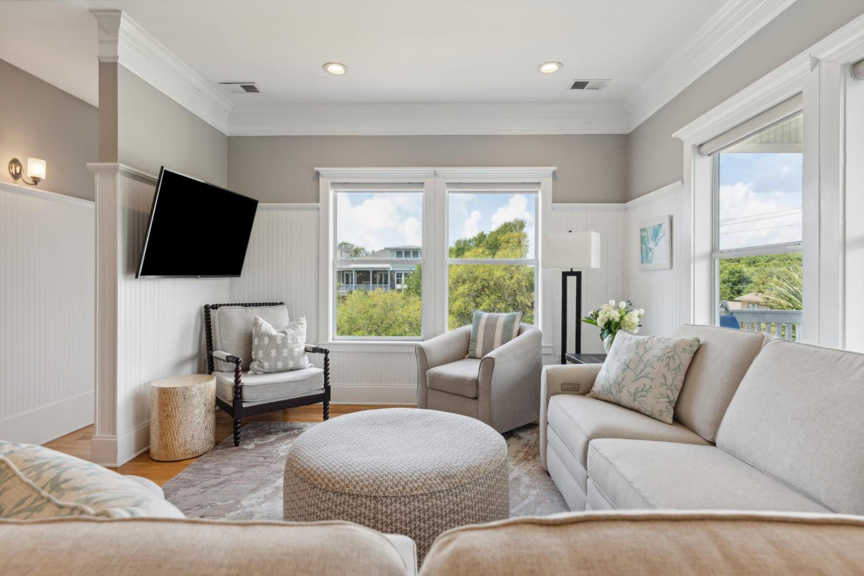 3800 Cameron Boulevard AvantStay Pool Ocean Views Deck