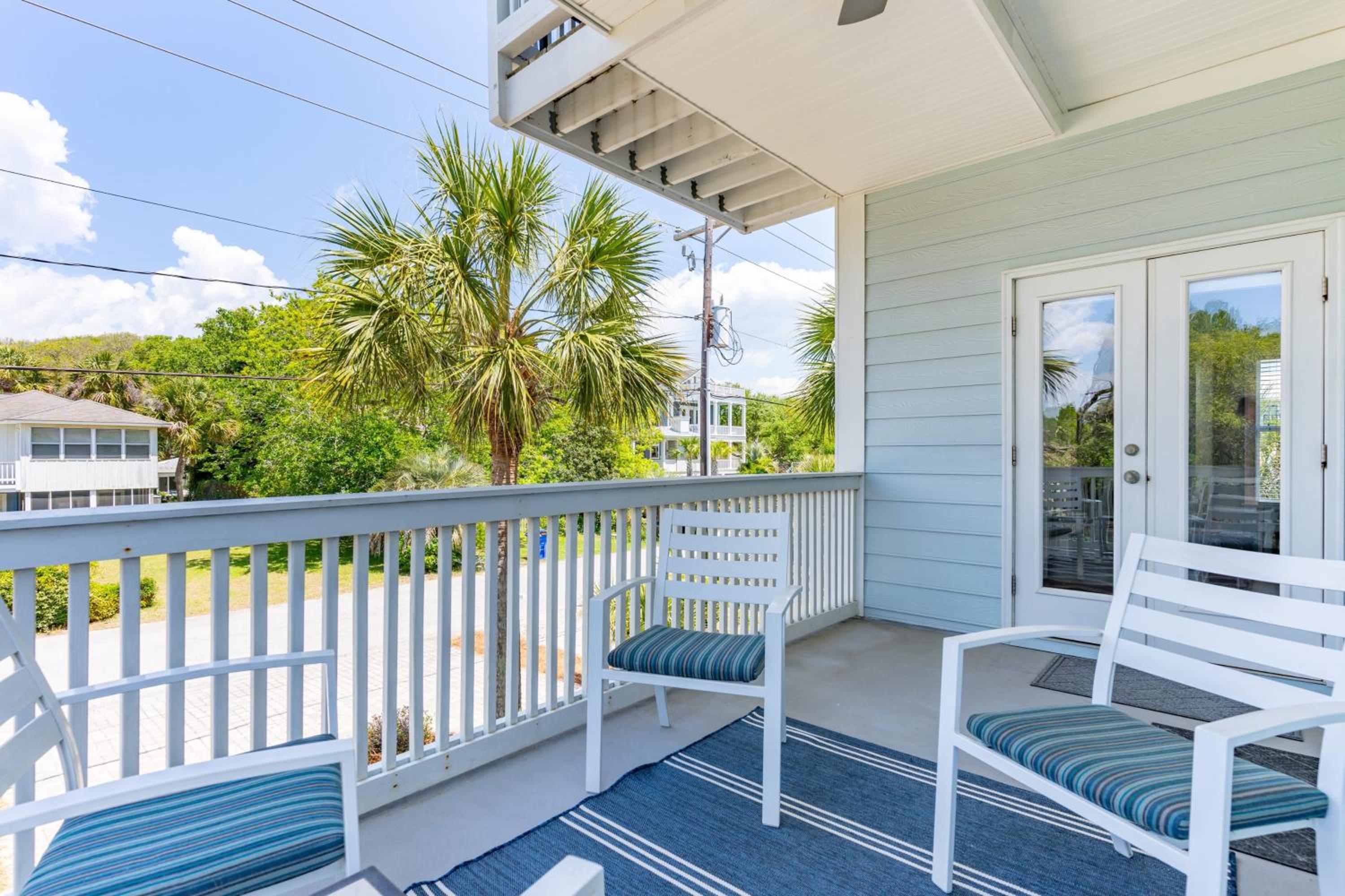 3800 Cameron Boulevard AvantStay Pool Ocean Views Deck