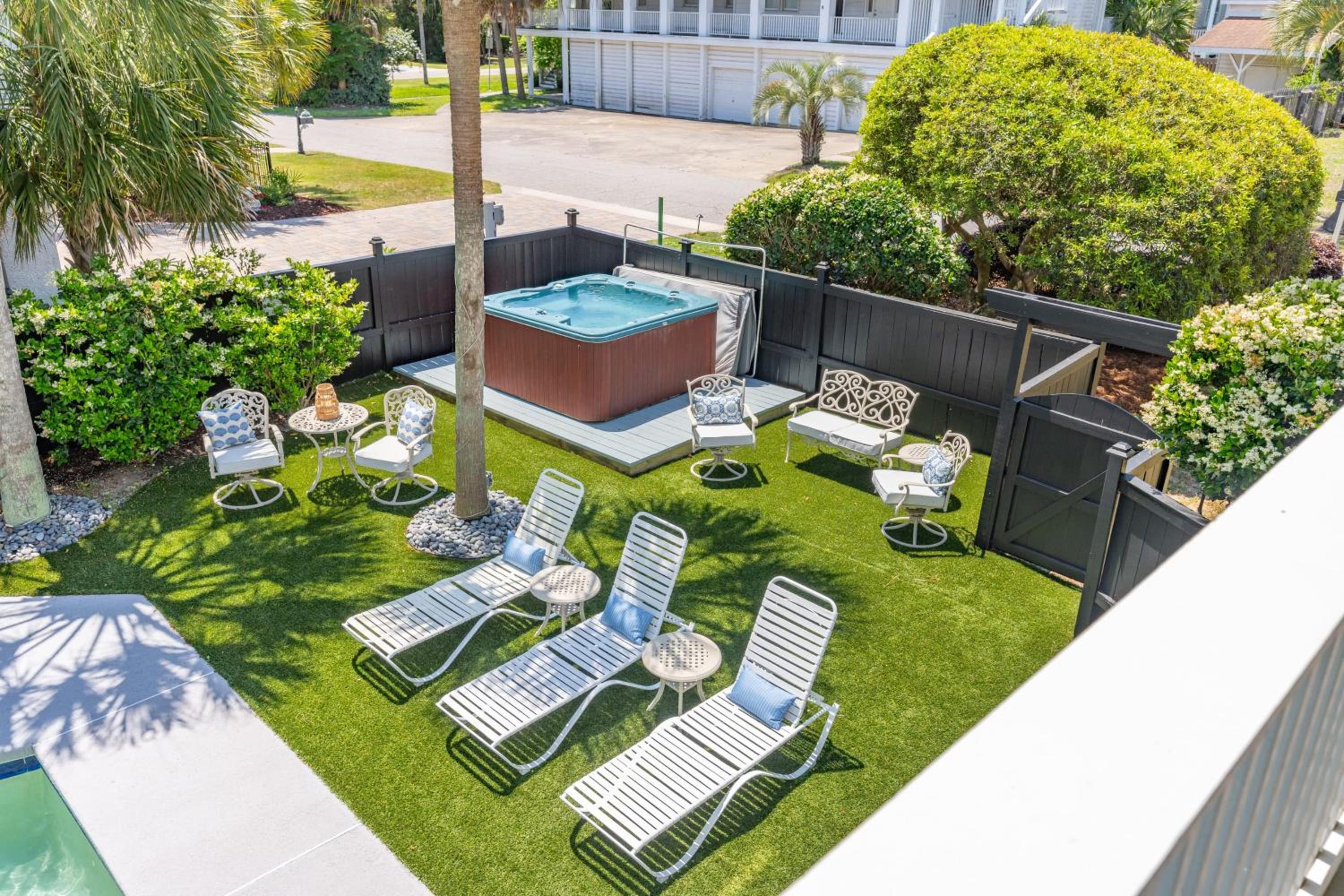 3800 Cameron Boulevard AvantStay Pool Ocean Views Deck