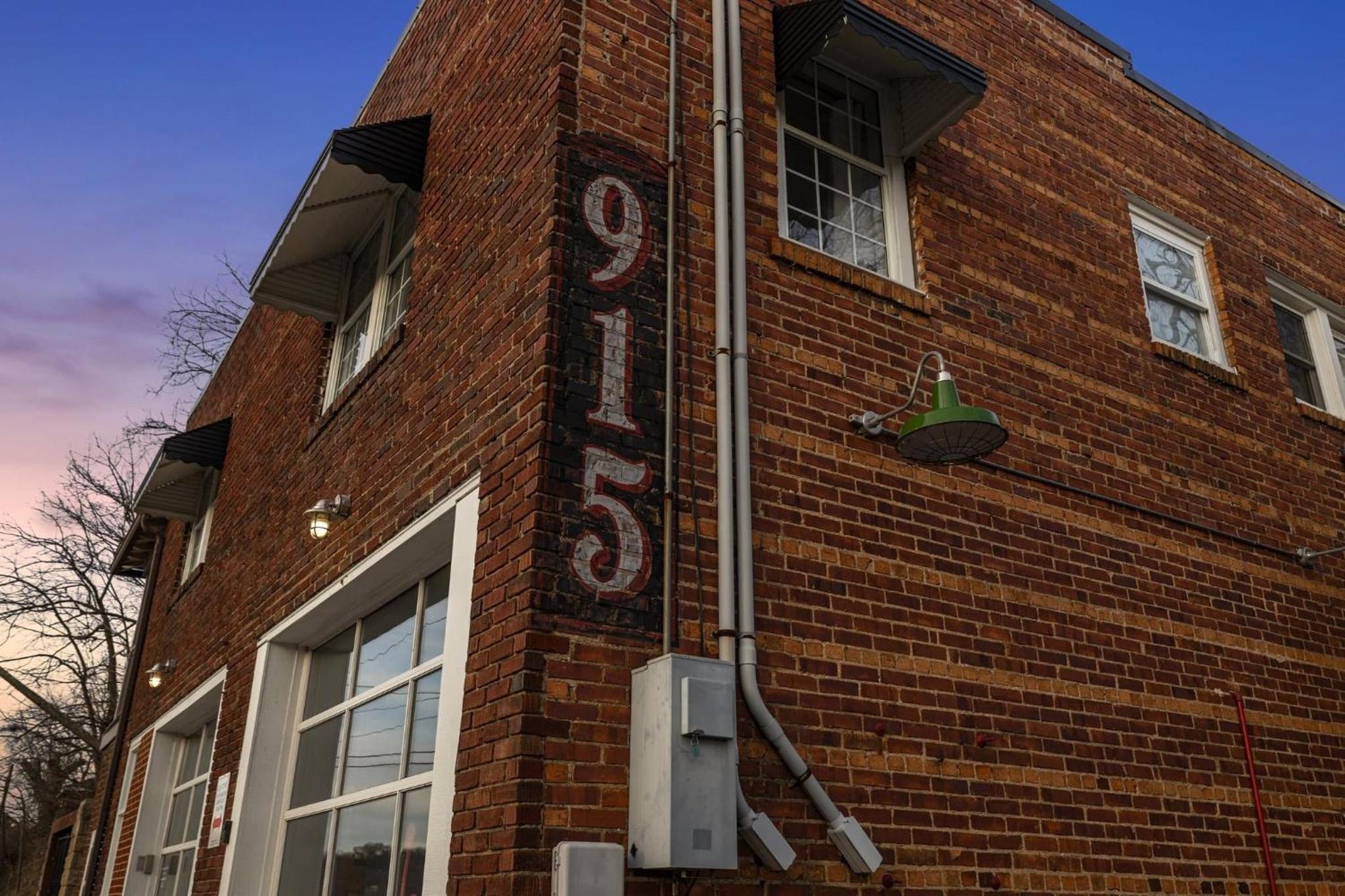 Riverside Trade Retreat AvantStay Industrial-Chic Near Downtown Asheville