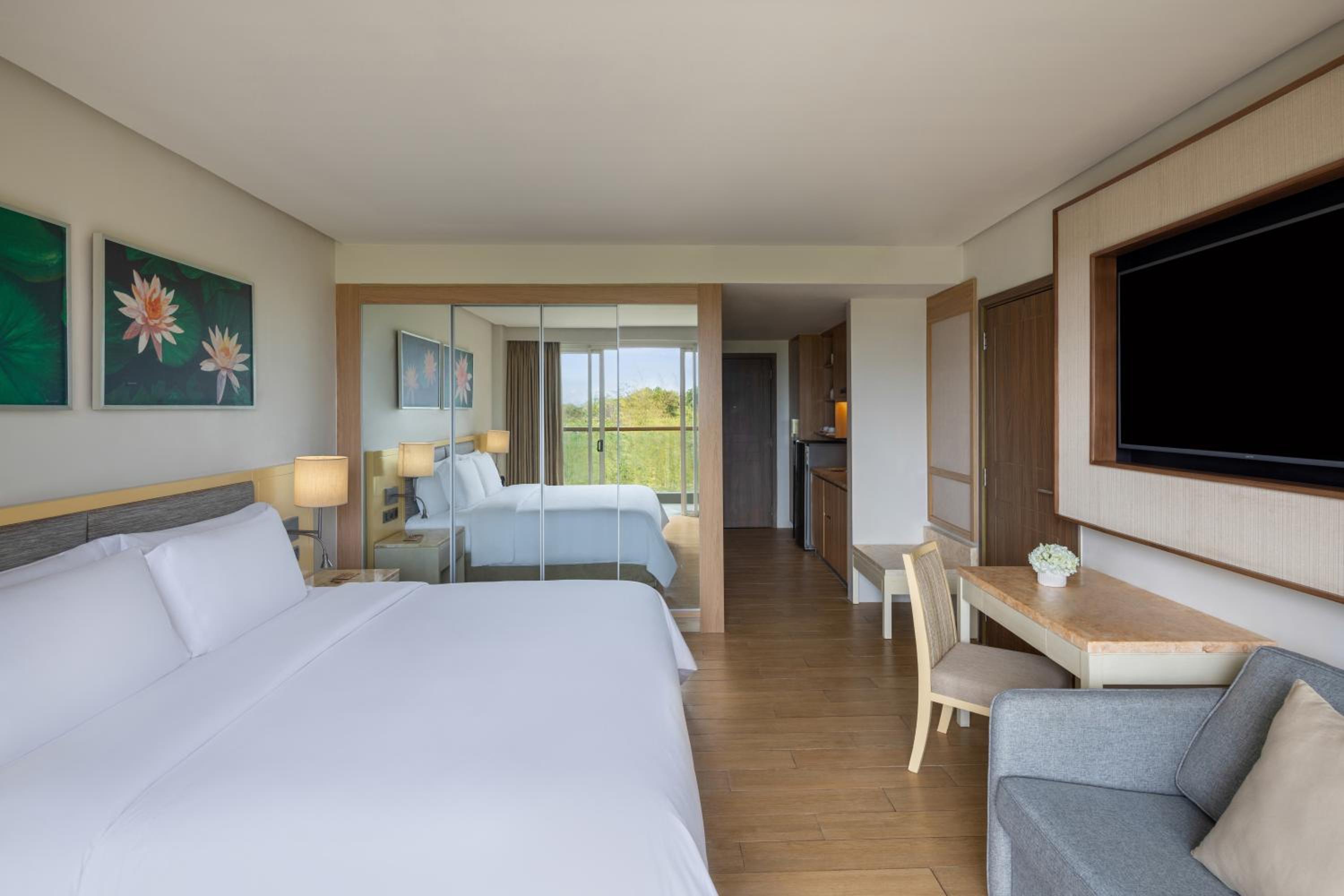 Dusit Thani Mactan Cebu Resort — 12