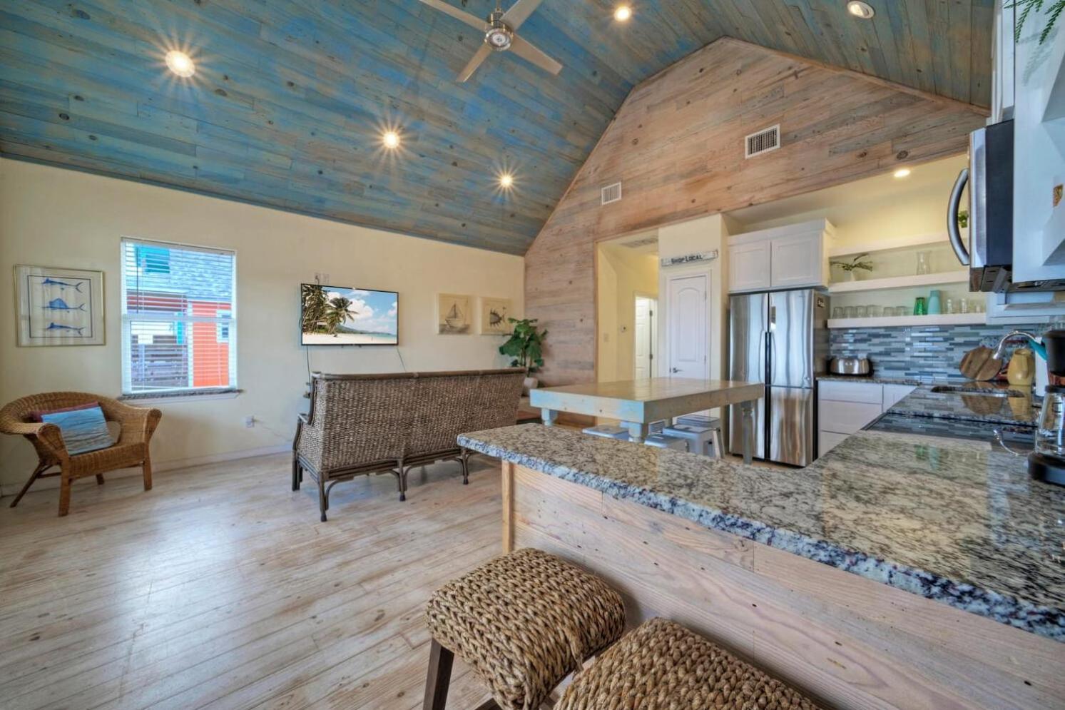 Panoramic Water Views Shared Pool Boat Dock Bayside Lodge by AvantStay