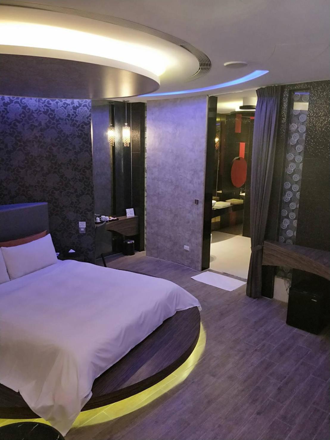 Chen He Motel