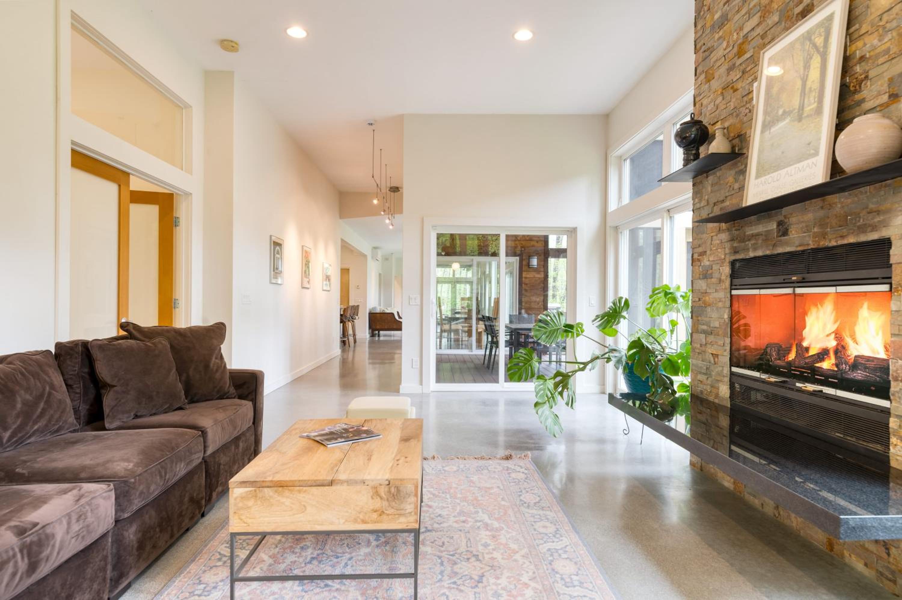Secluded Modern Enclosed Patio Forest Views Woodland Zen by AvantStay